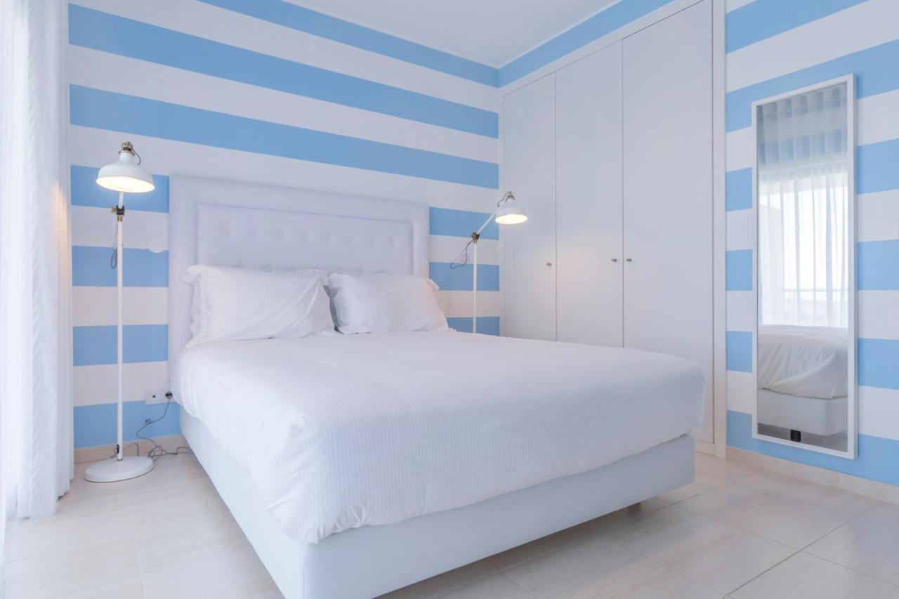 One-Bedroom Apartment Golf View