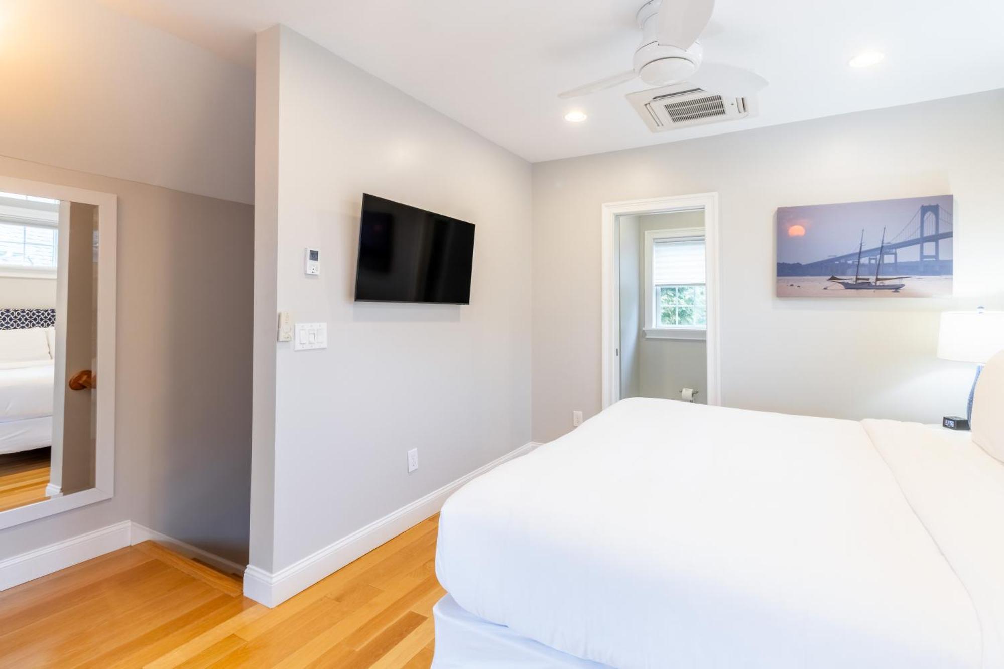 One-Bedroom Cottage Not Pet Friendly