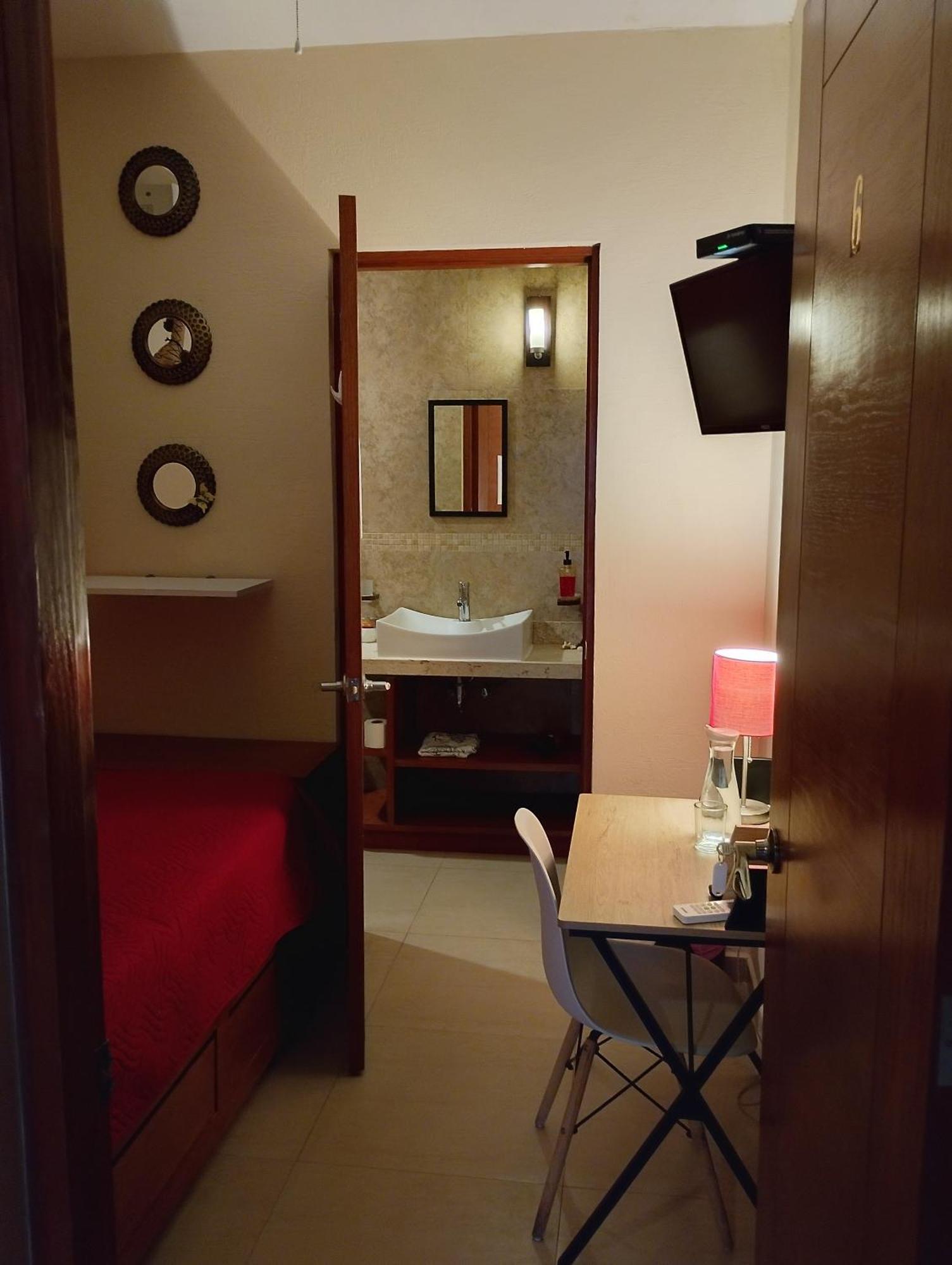 Small Single Room