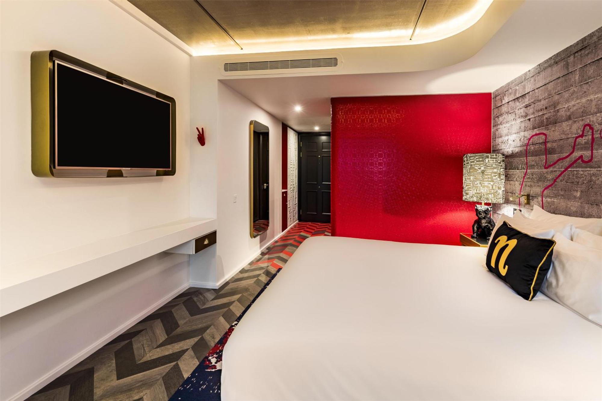 Nhow Deluxe Room