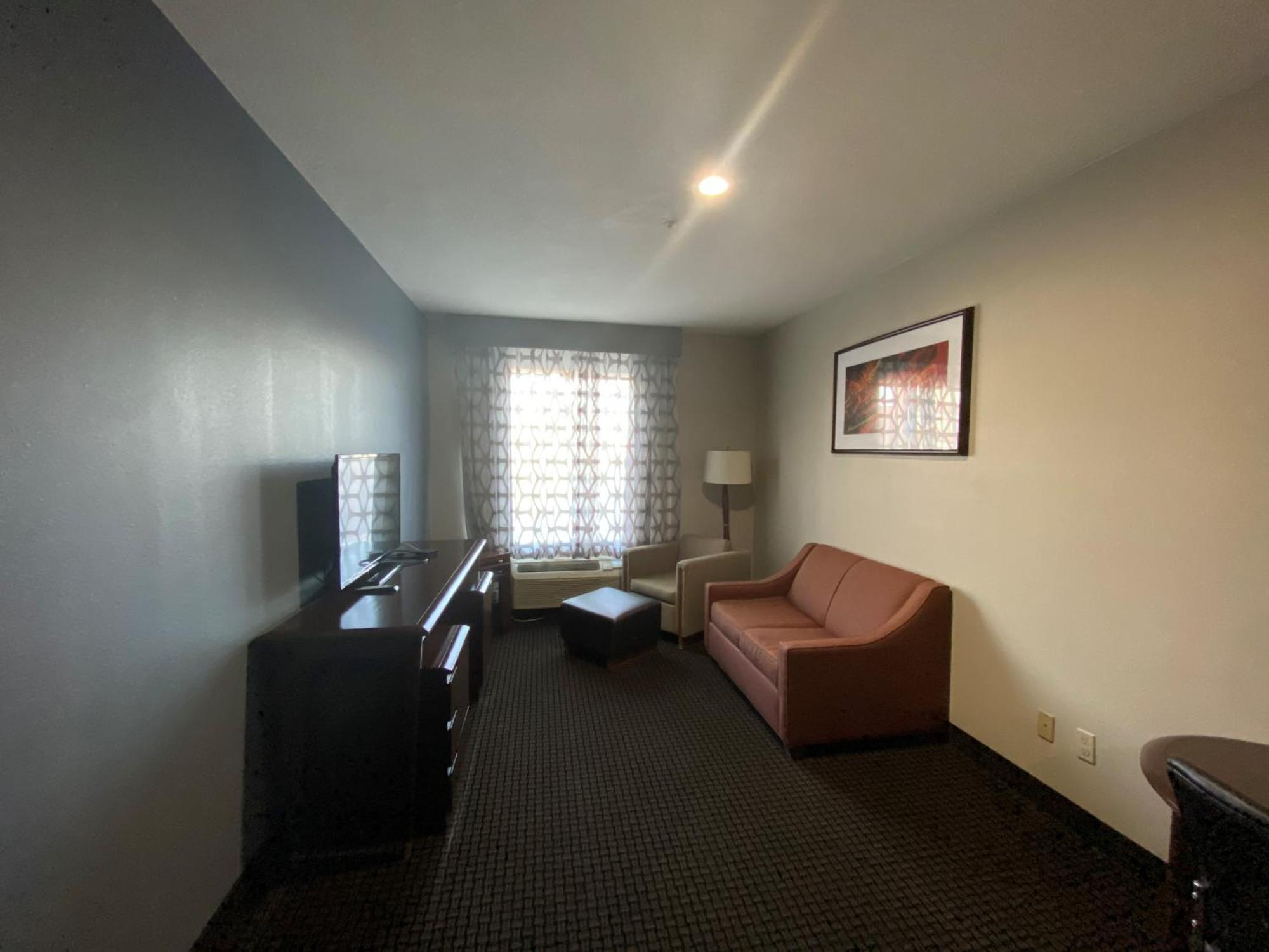 One-Bedroom Deluxe Suite Two Queen Beds Non-Smoking