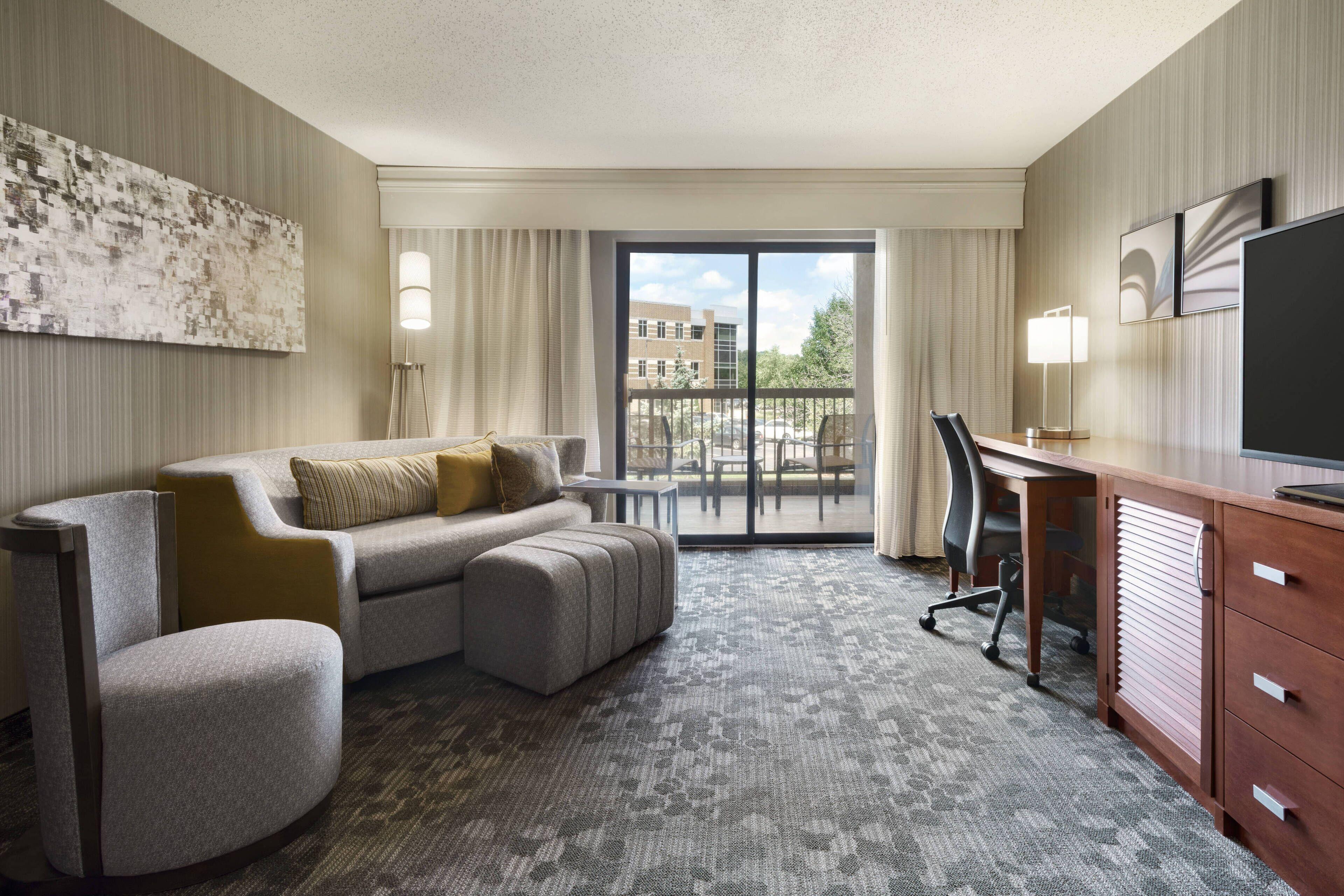 One-Bedroom King Suite Sofa Bed