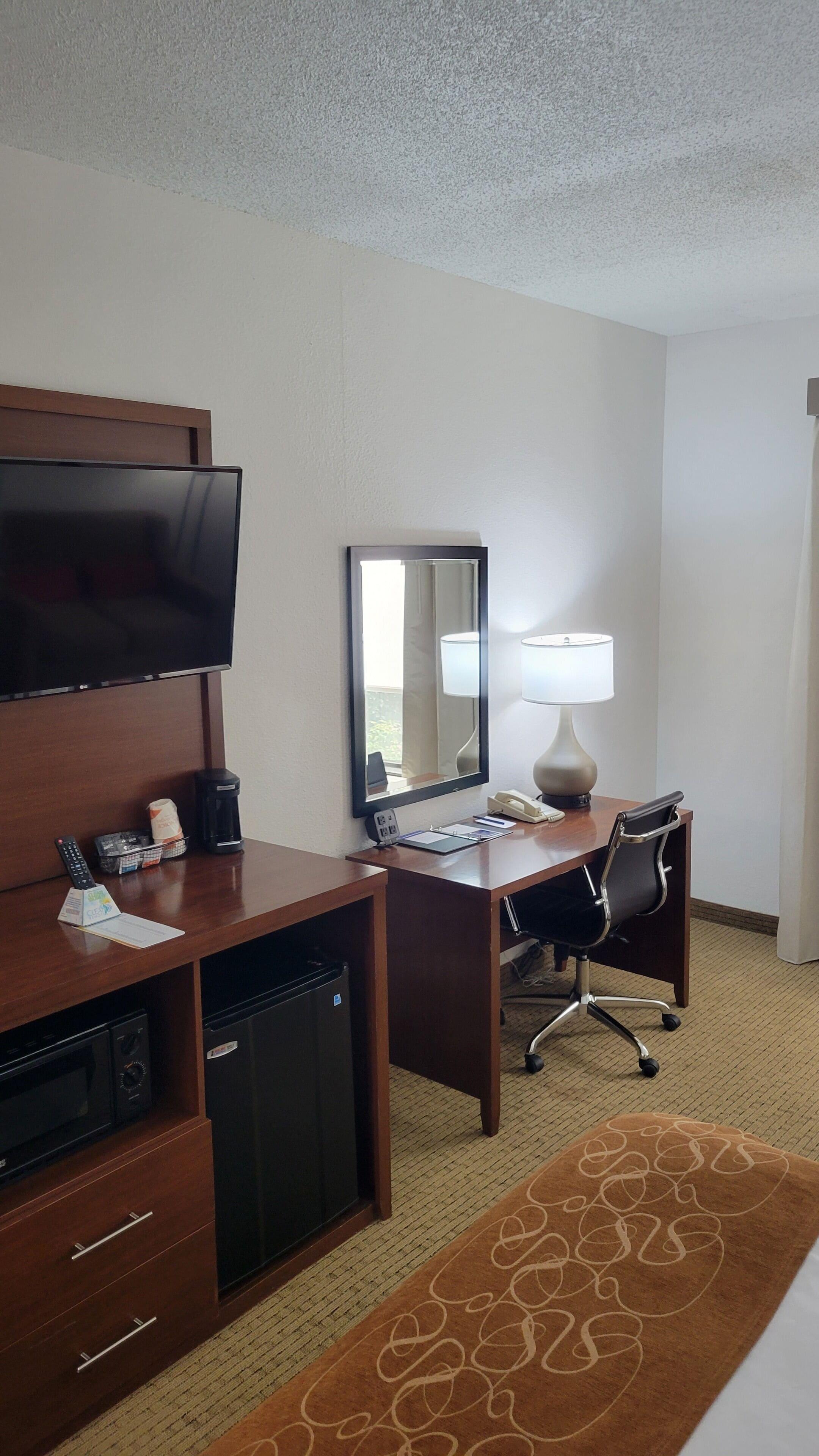 Double Suite Two Double Beds Non-Smoking