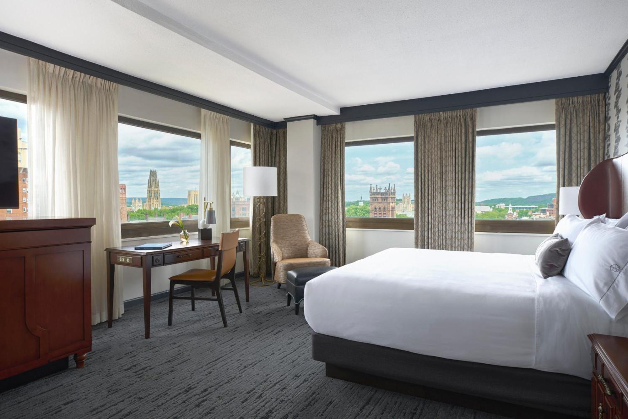 One Bedroom Suite 1 King Bed