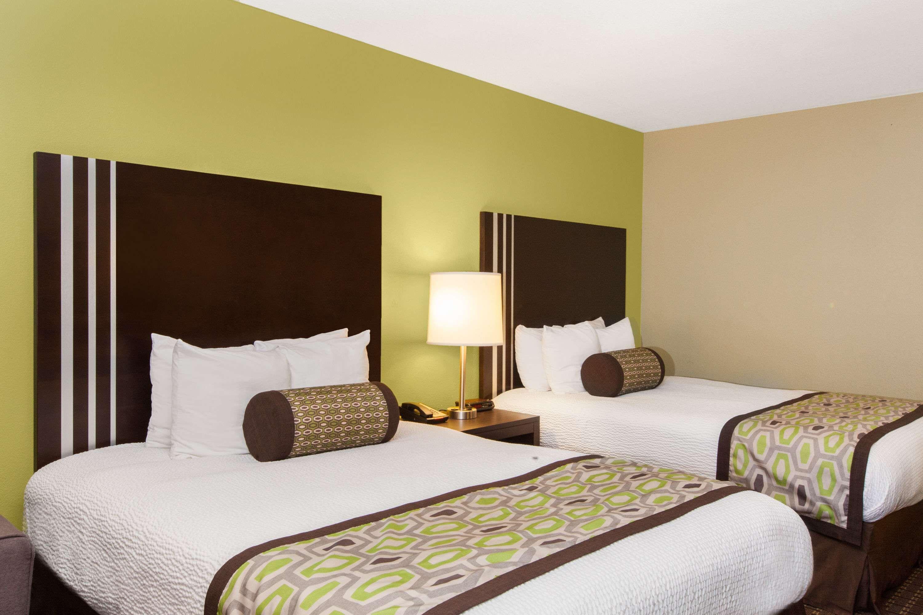 Double Room Two Double Beds Non-Smoking