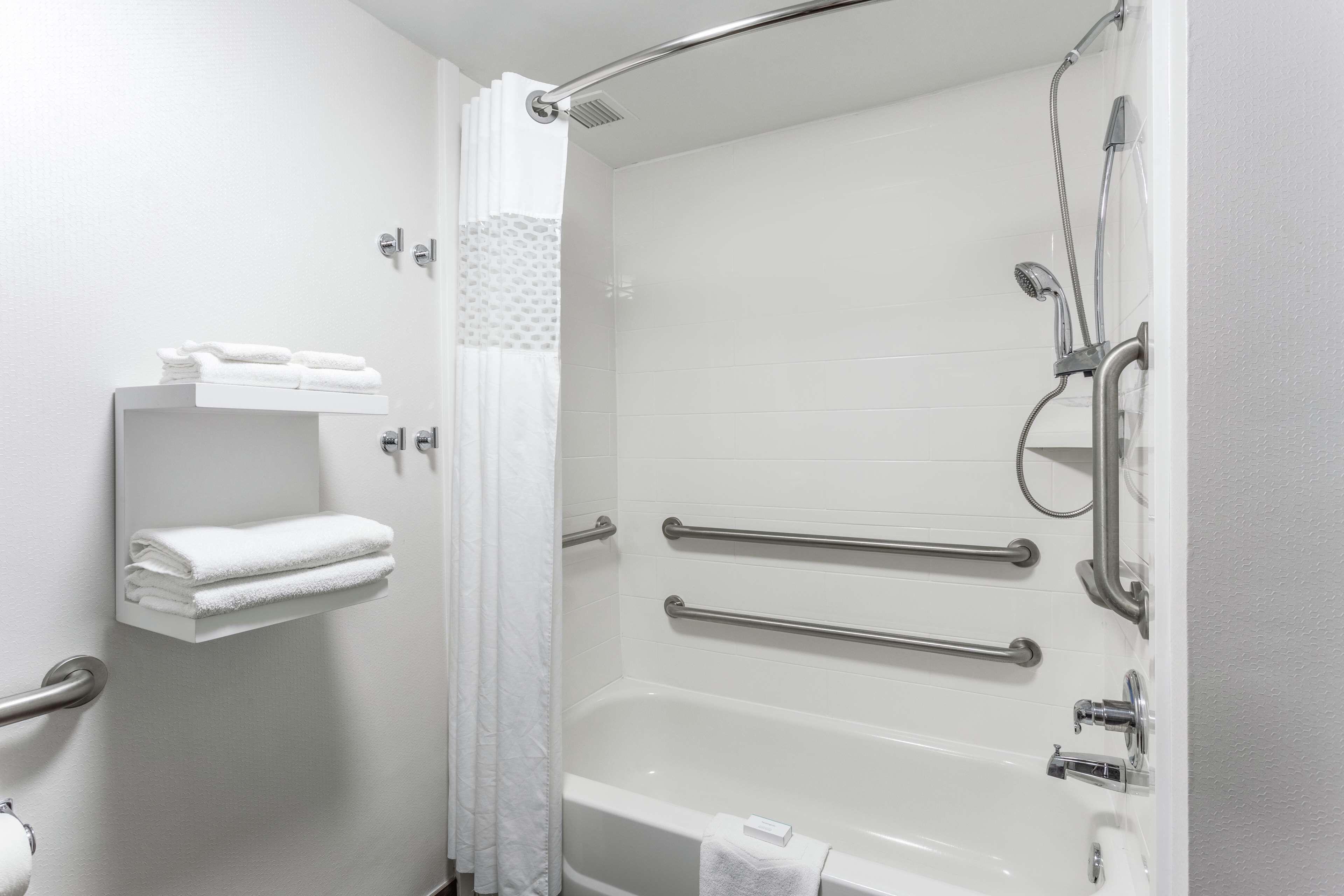 King Room Mobility Access or Non-Smoking