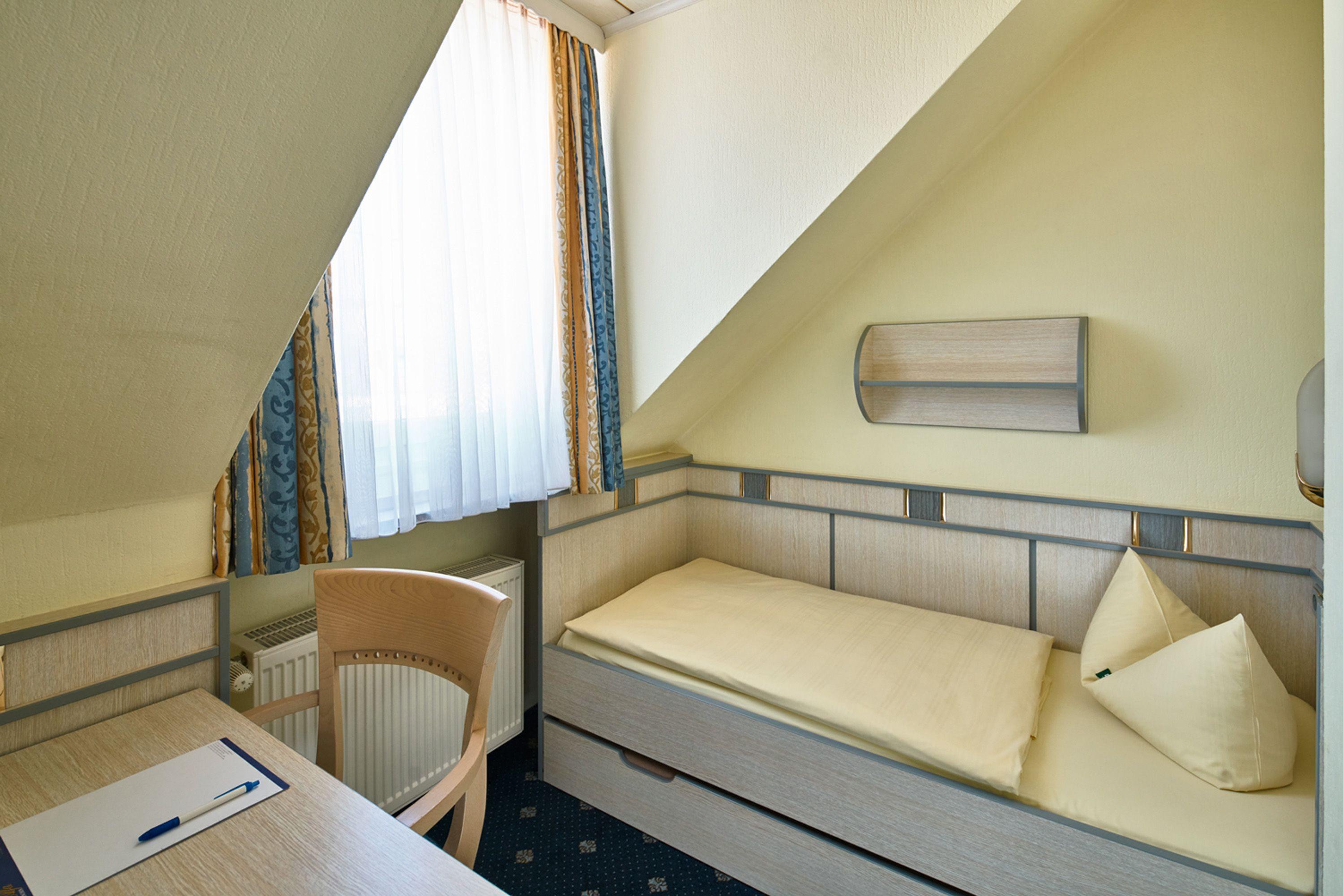 Triple Room Street View