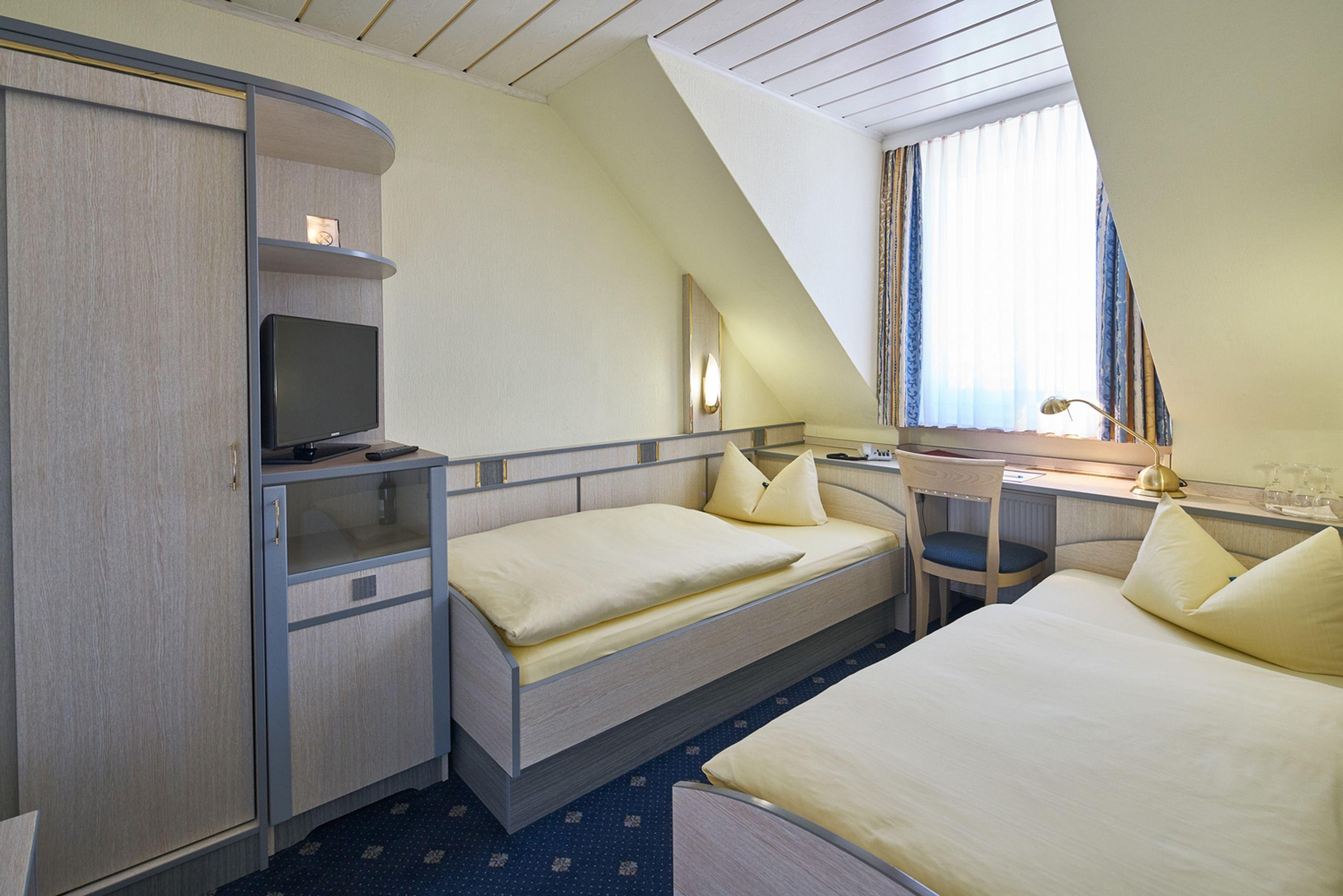 Triple Room Street View