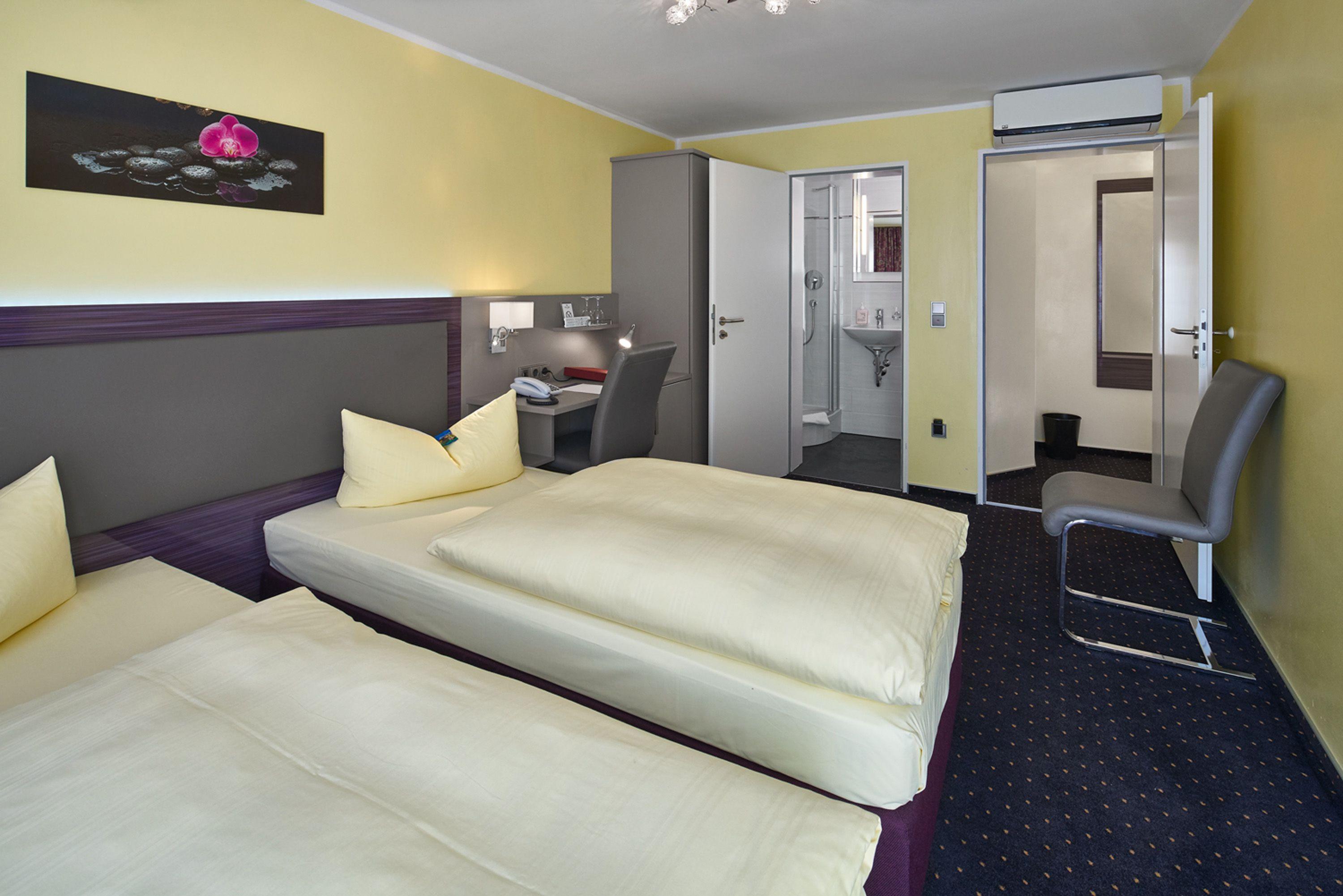 Comfort Double Room Courtyard or Street View