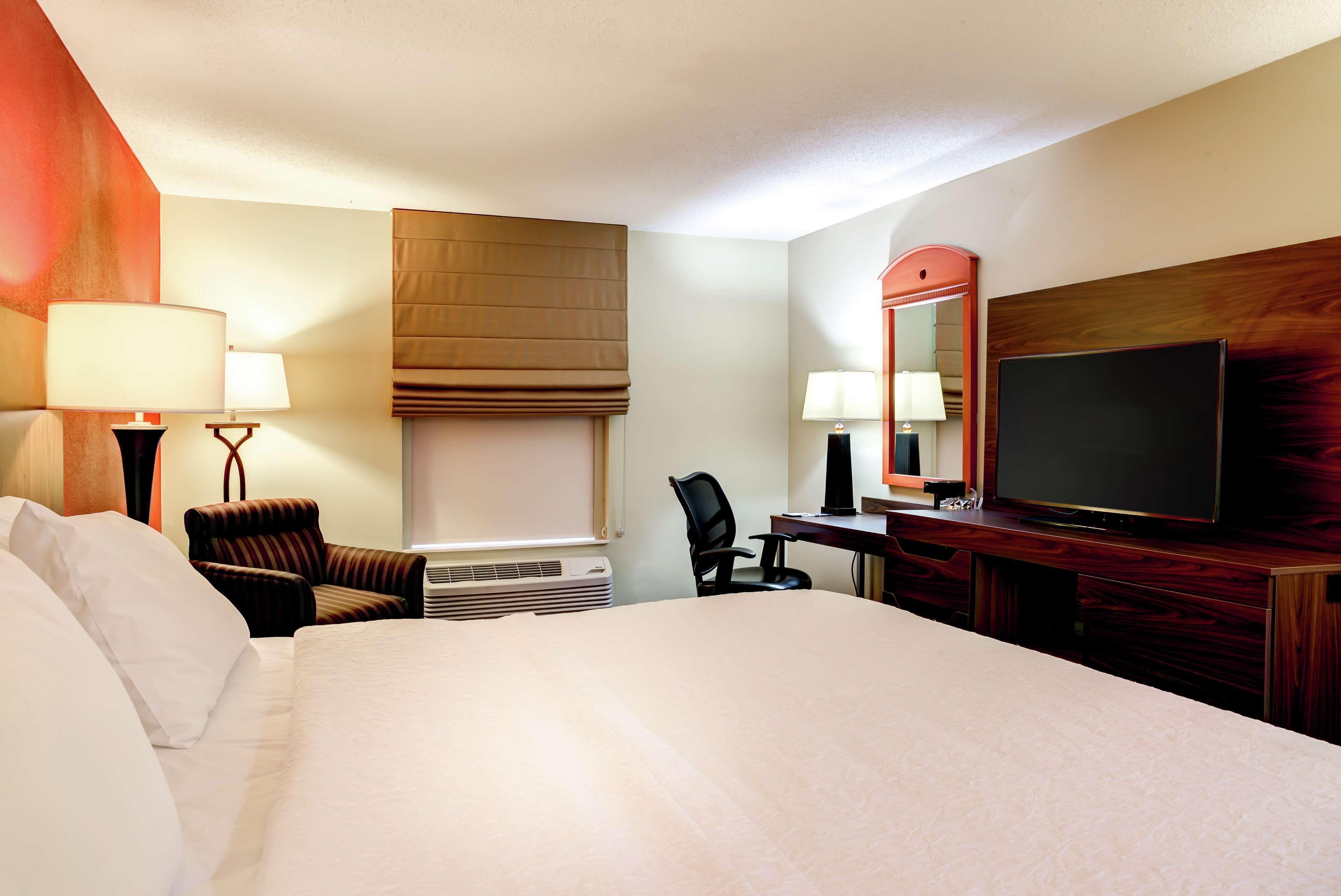 Room Two Queen Beds Non-Smoking