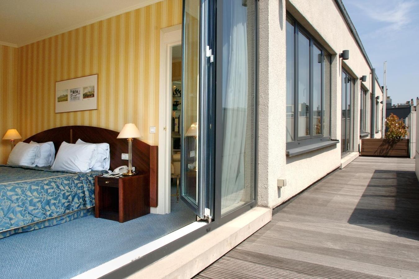 Ambassador Suite