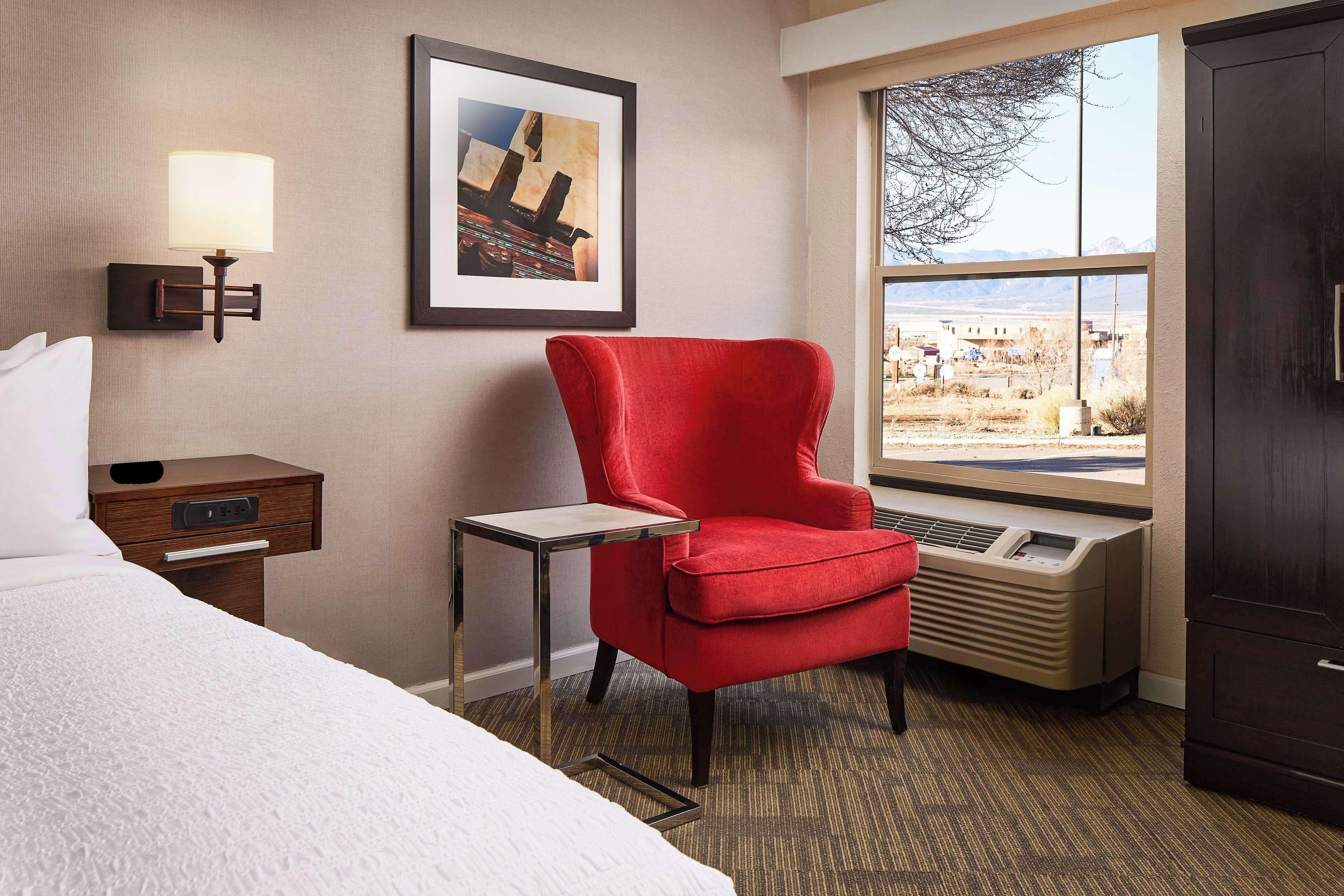 King Room Mobility Access or Non-Smoking