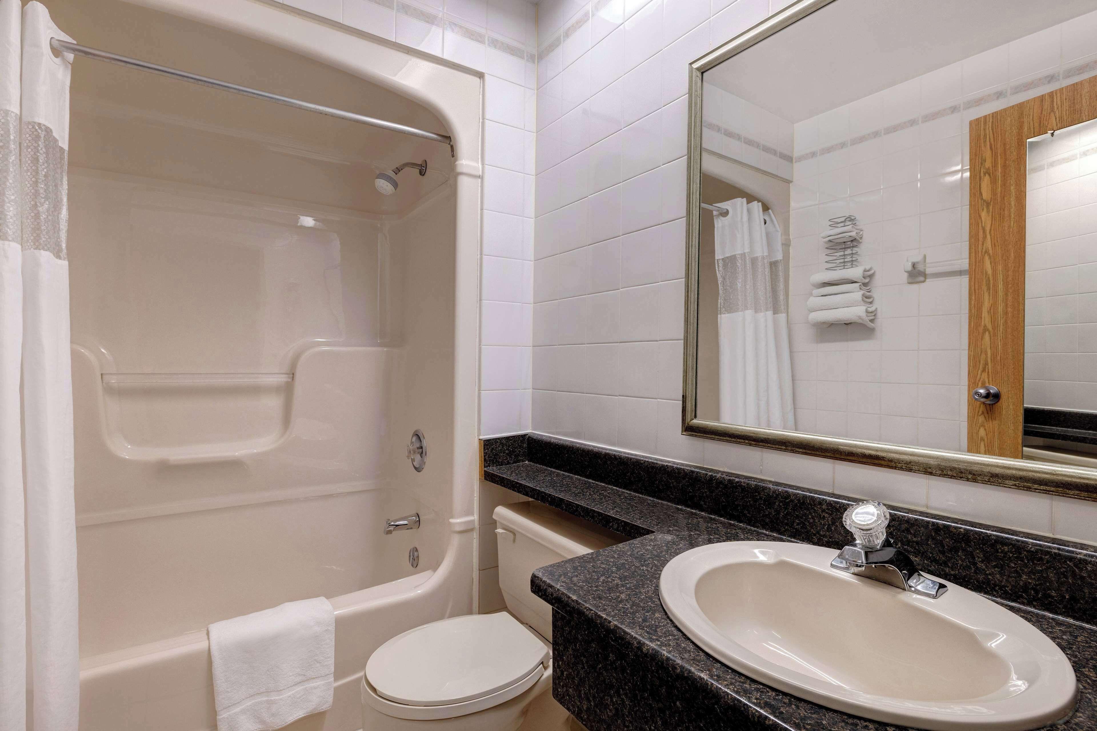 Double Room Two Double Beds Non-Smoking