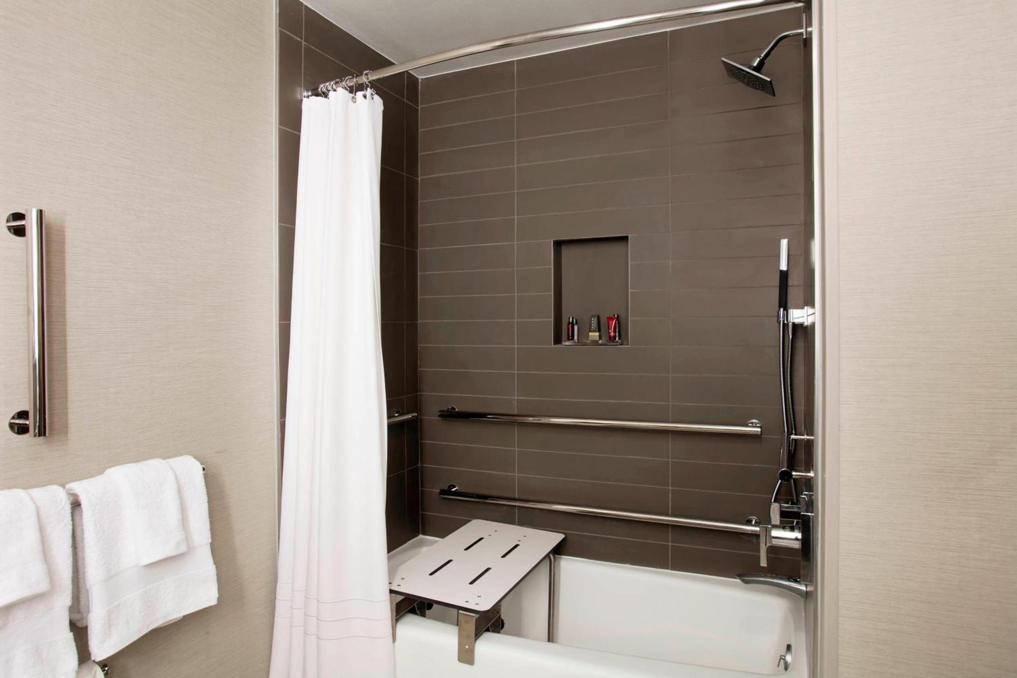 Guest King Room