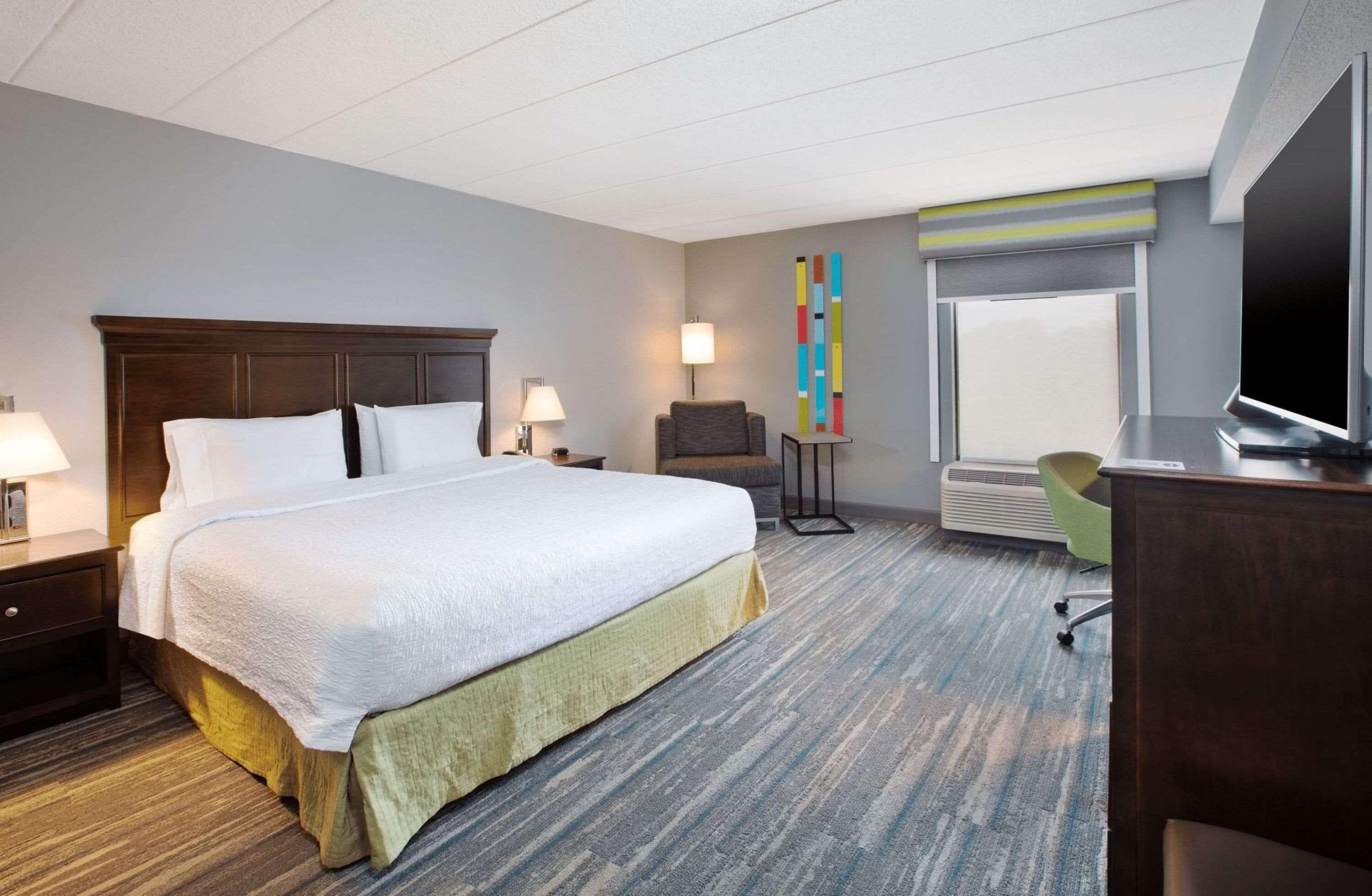 King Room Mobility Access or Non-Smoking