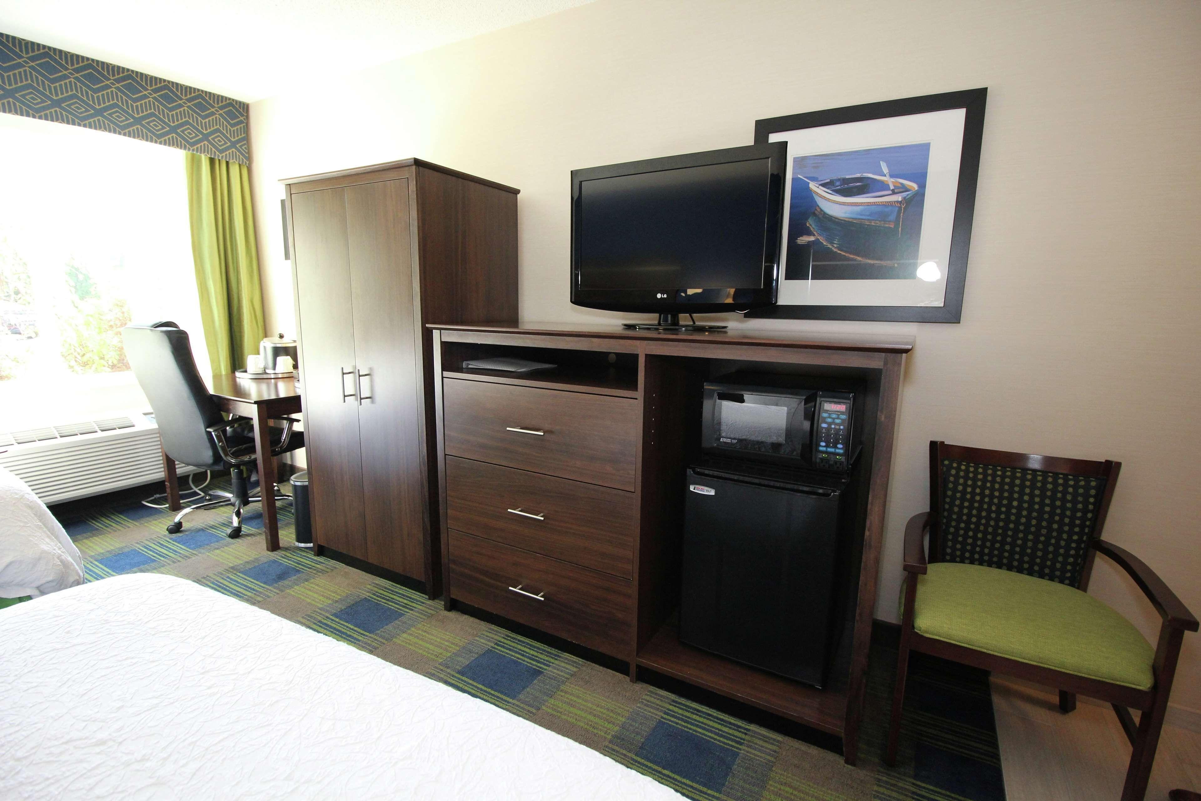 Queen Room Two Queen Beds