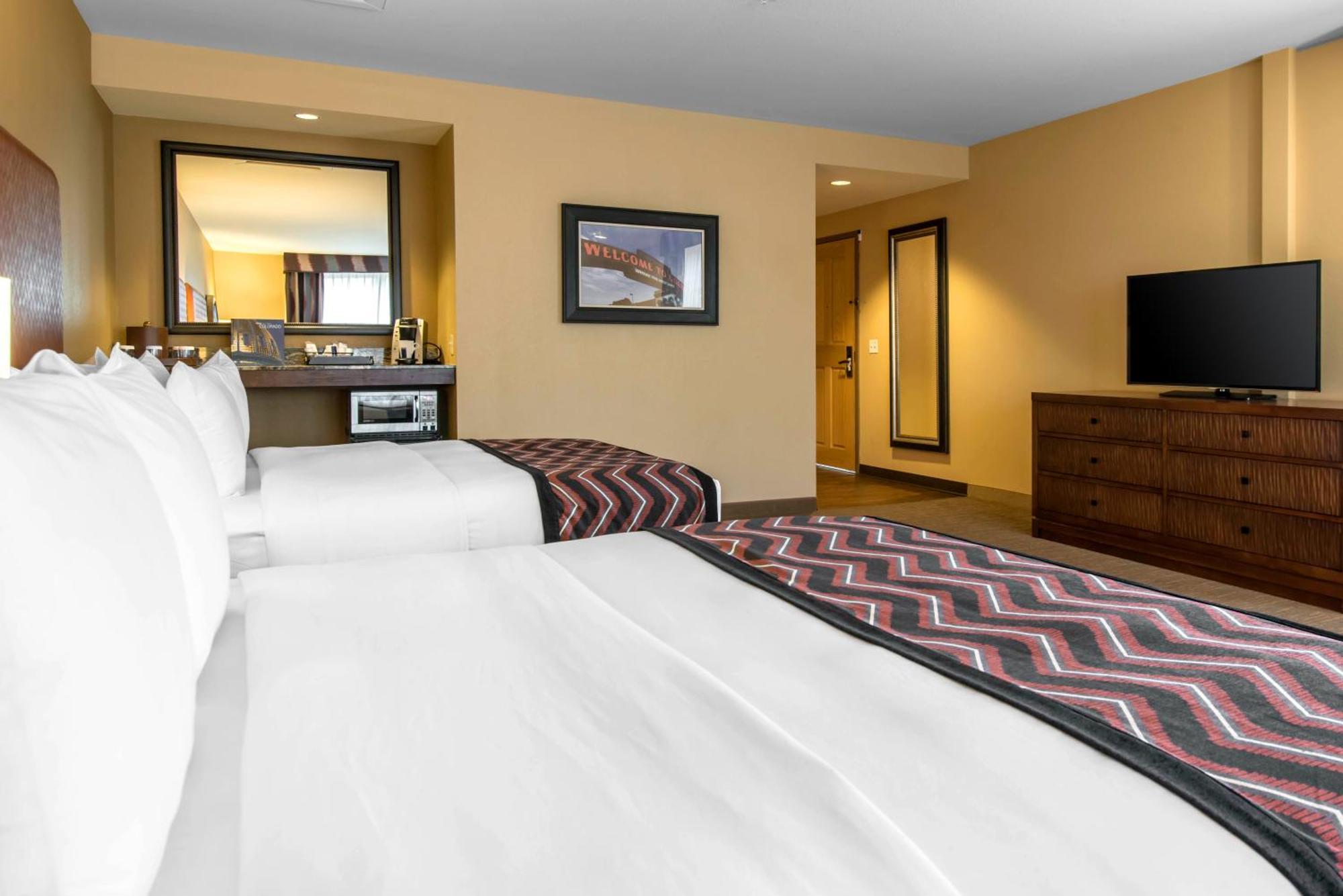 Queen Room Two Queen Beds Non-Smoking