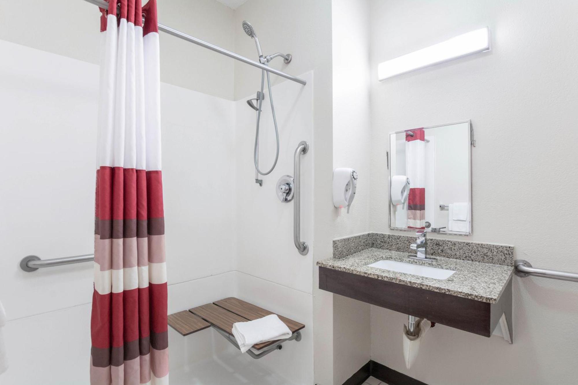 Superior King Room Disability Access Roll Shower Non-Smoking