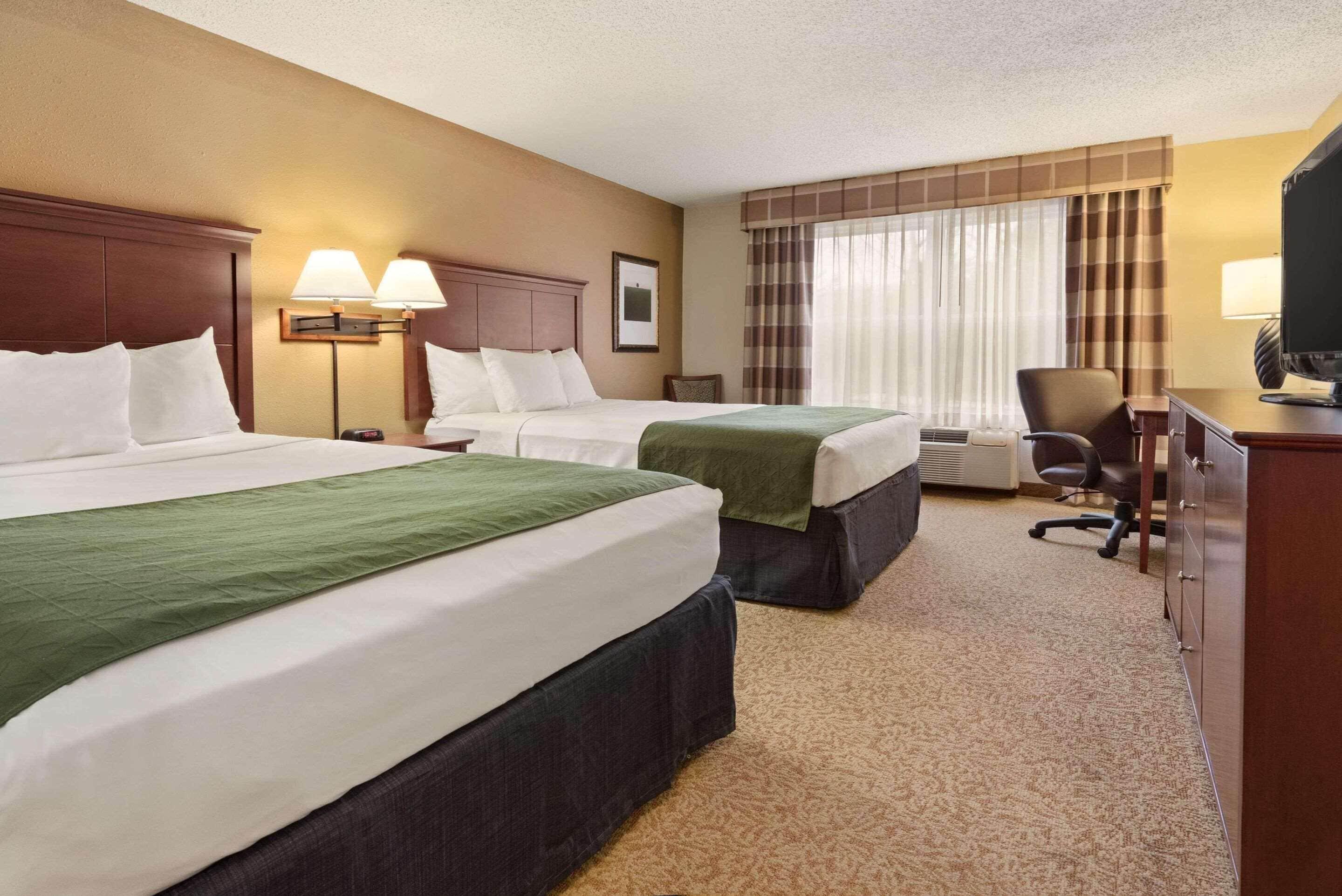 Queen Room Two Queen Beds