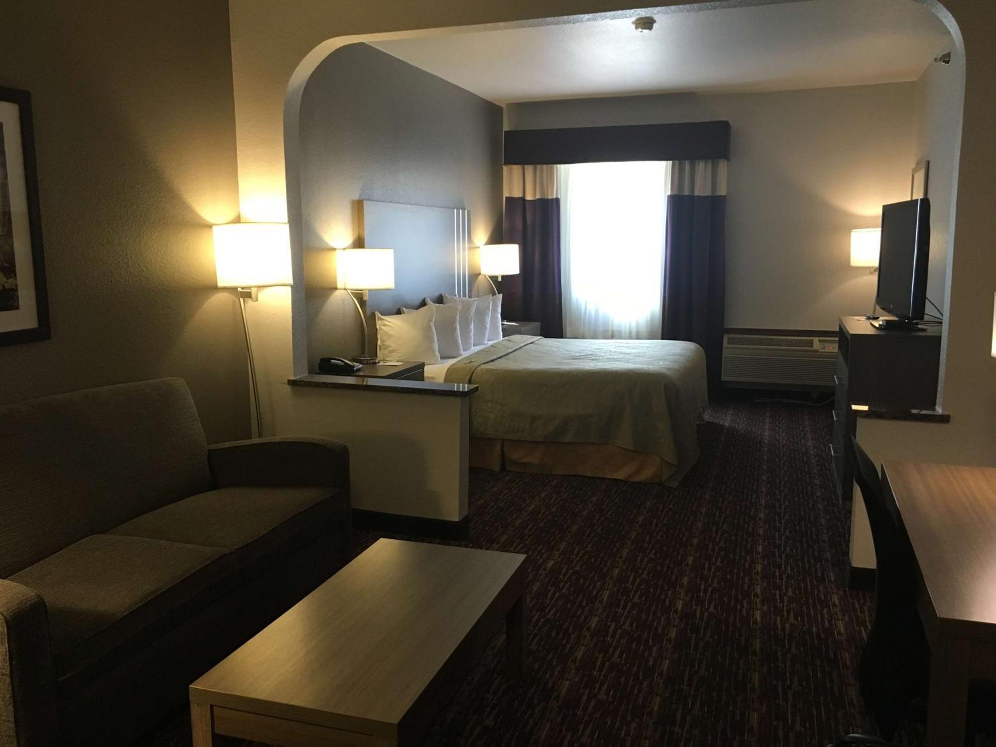 Standard King Room