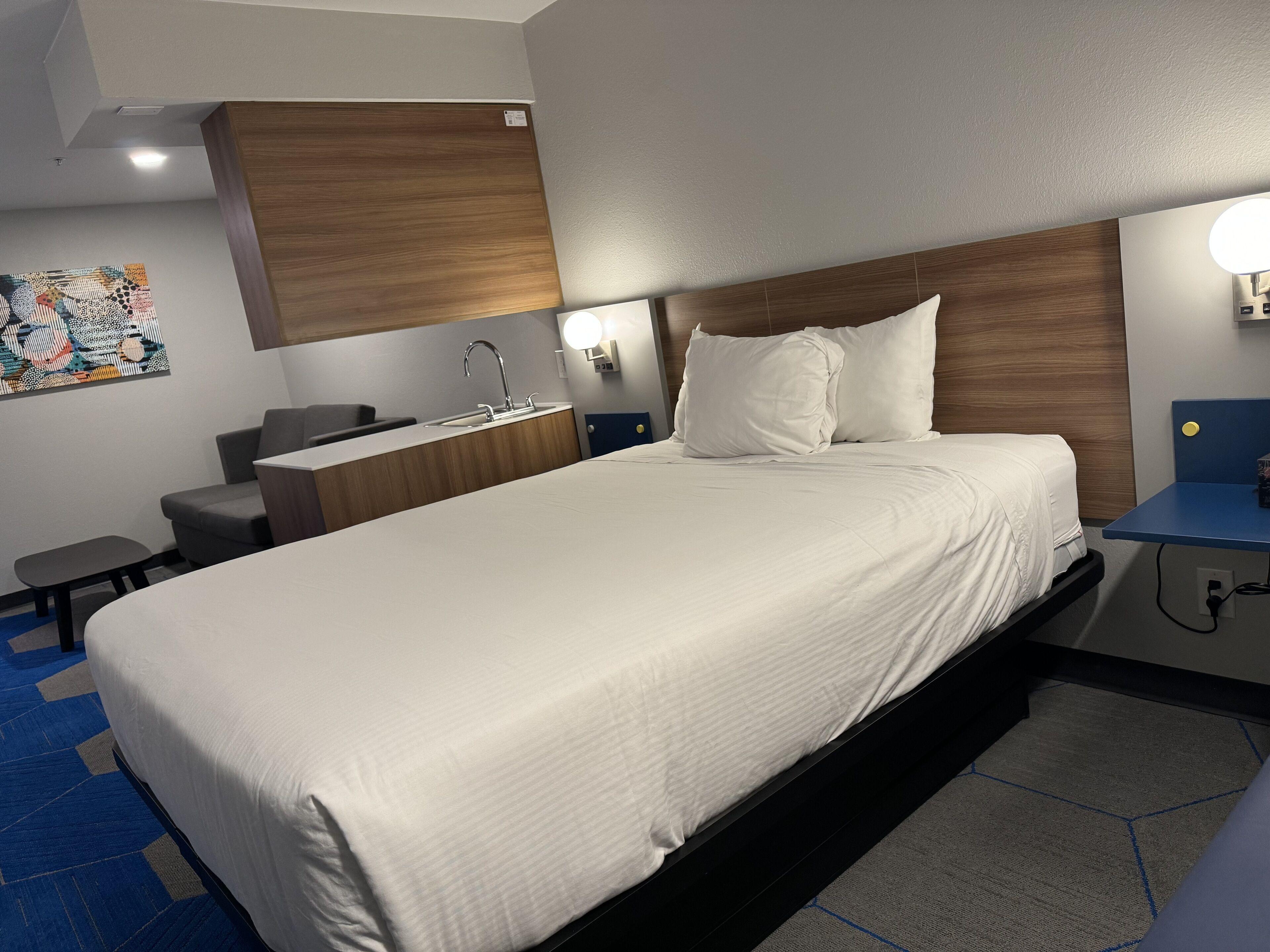 Queen Suite