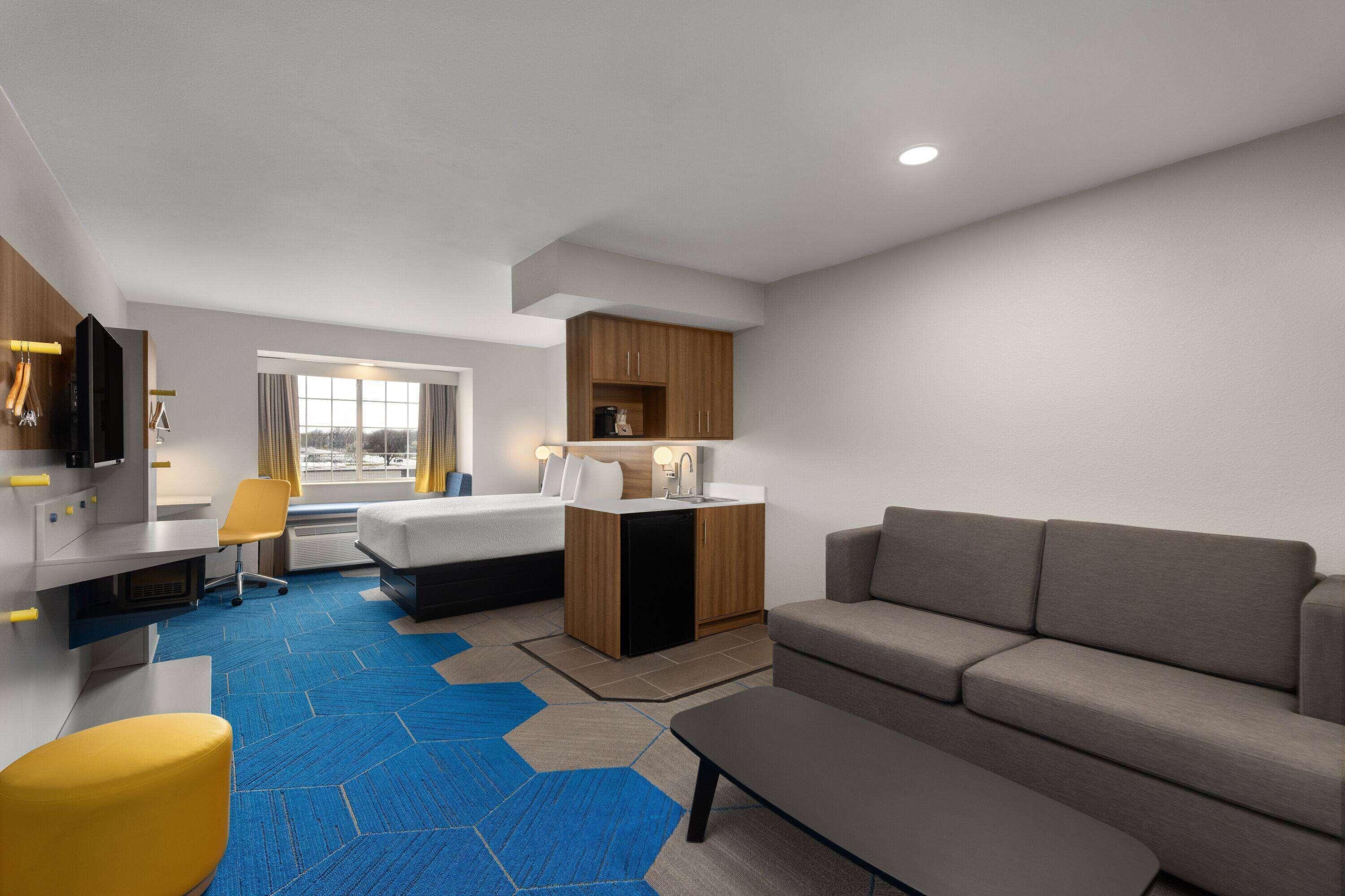 Queen Suite