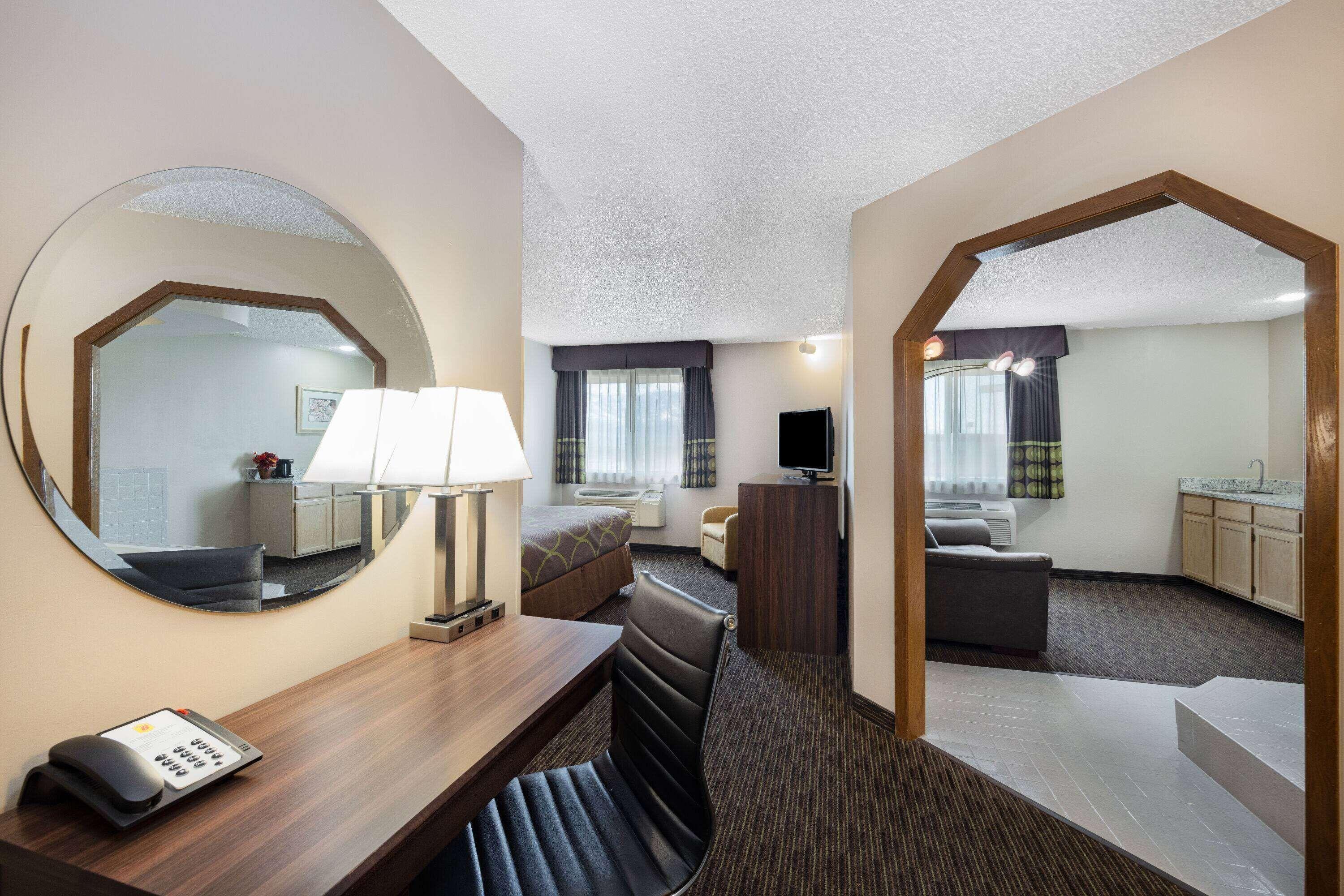 King Studio Suite Non-Smoking