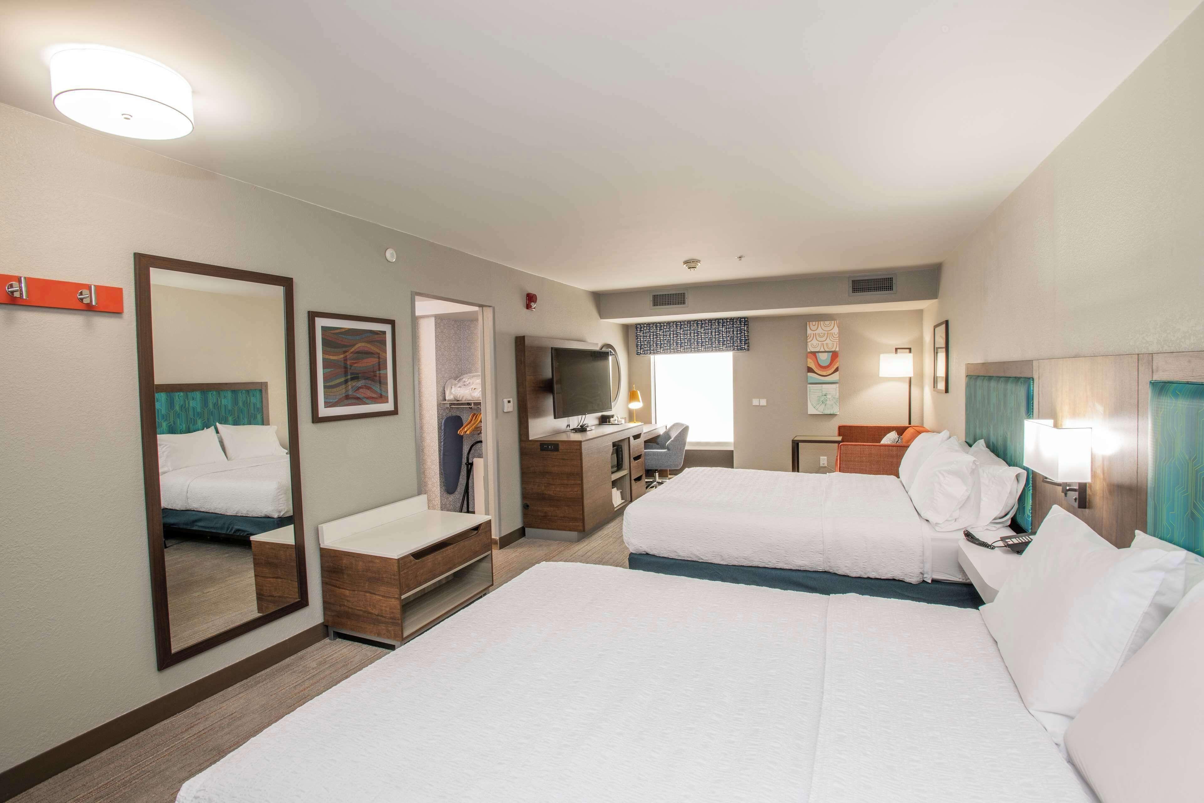 Queen Room Two Queen Beds Mobility Hearing Access or Non-Smoking
