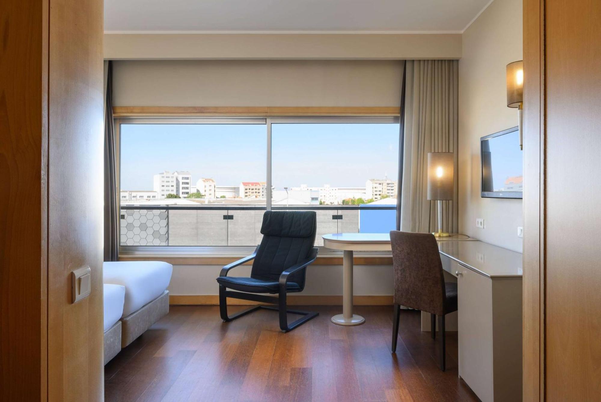 Deluxe Twin Room Non-Smoking