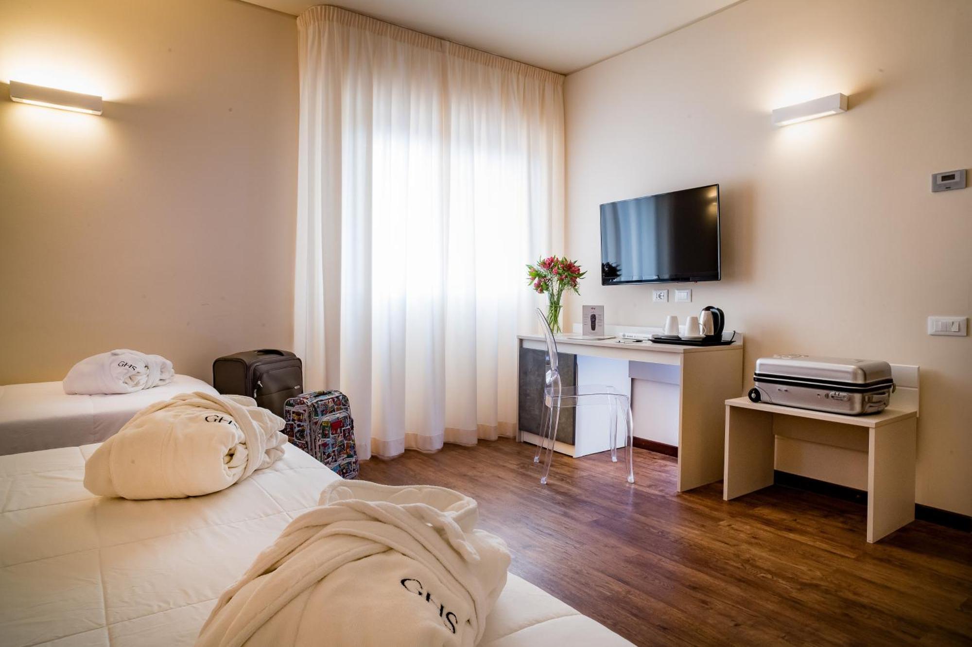 Superior Triple Room