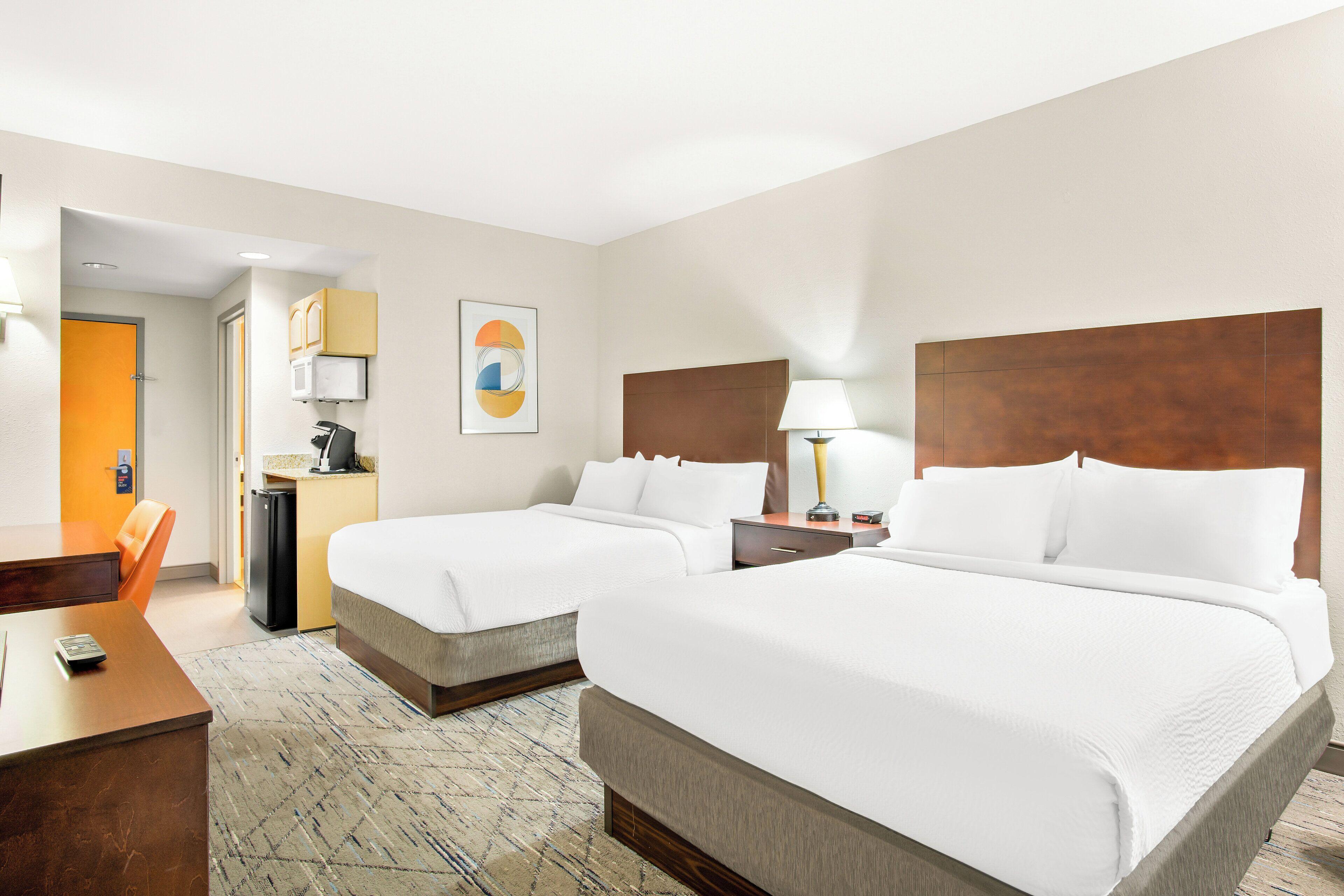 Standard Room with Two Queen Beds,1709827154:JPEG