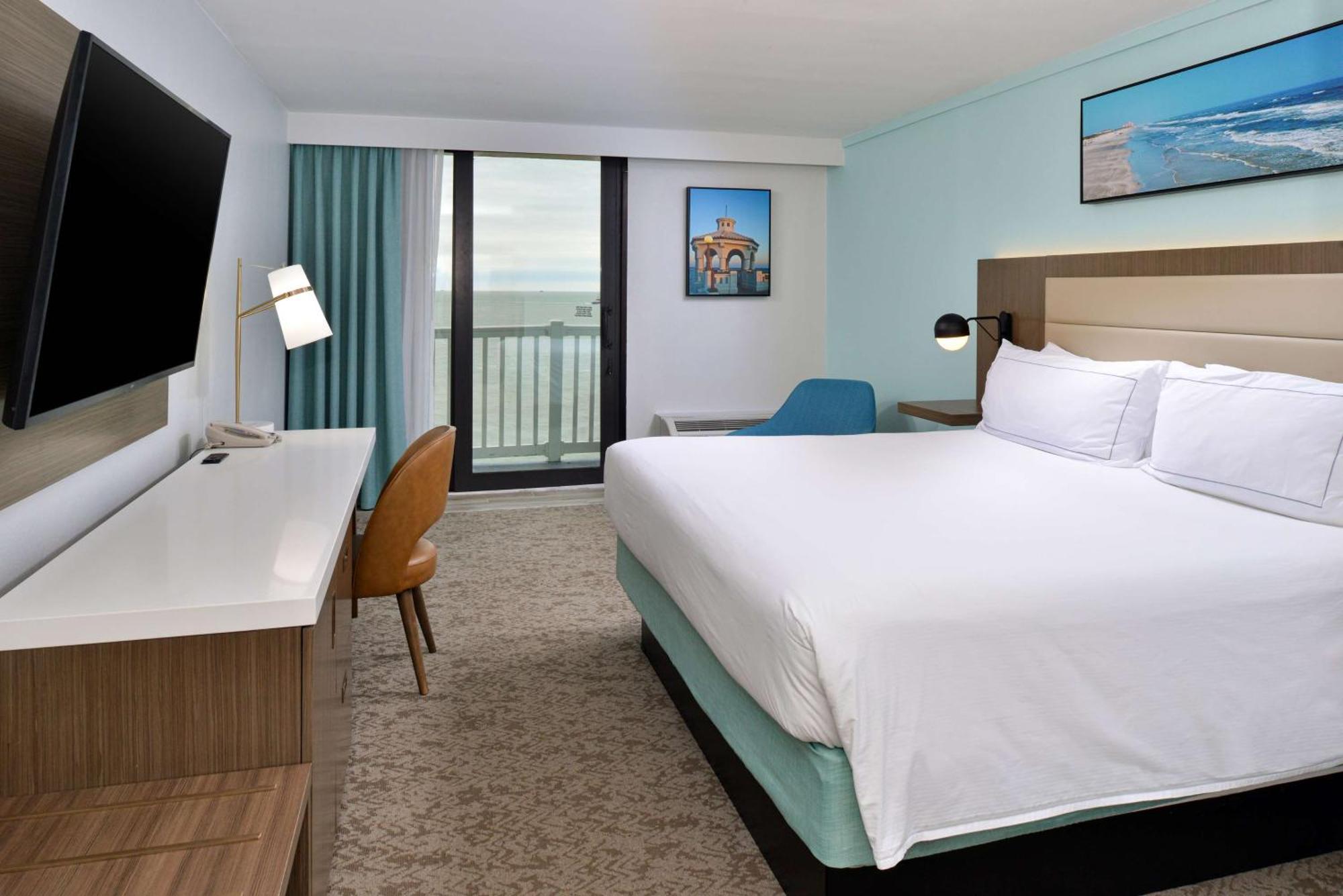 Premium King Room with Bay View - Higher Floor