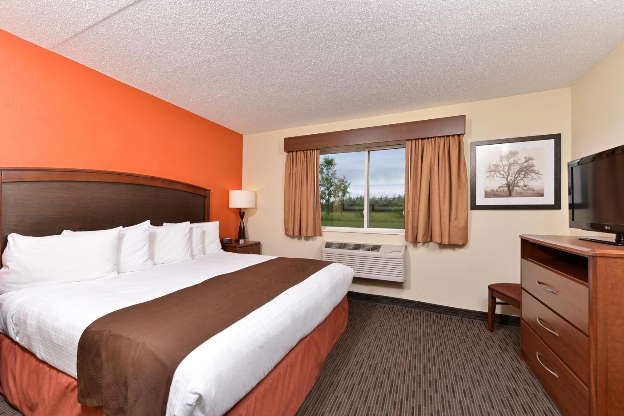 One-Bedroom King Suite Non-Smoking