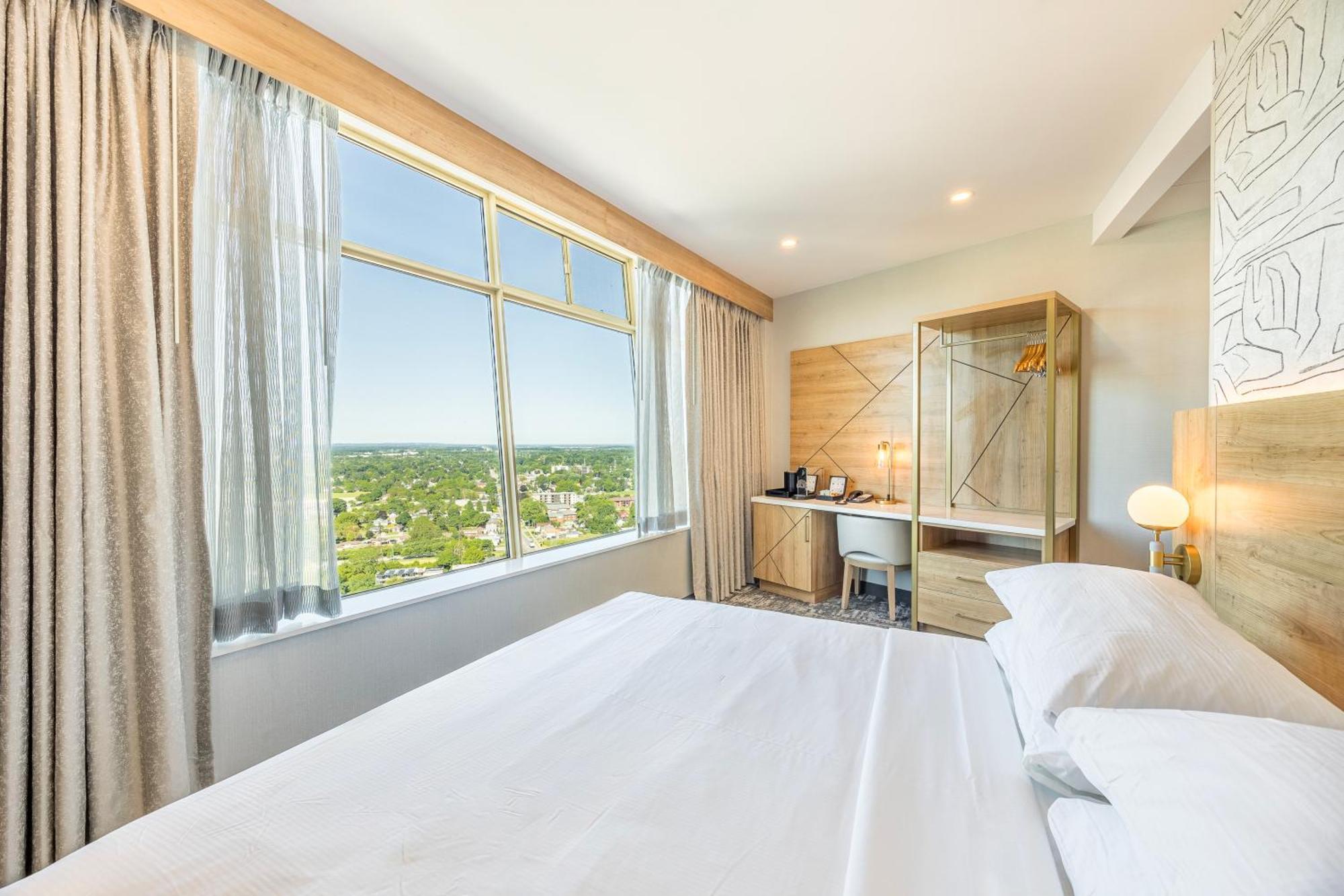 Tower King Cityview Room