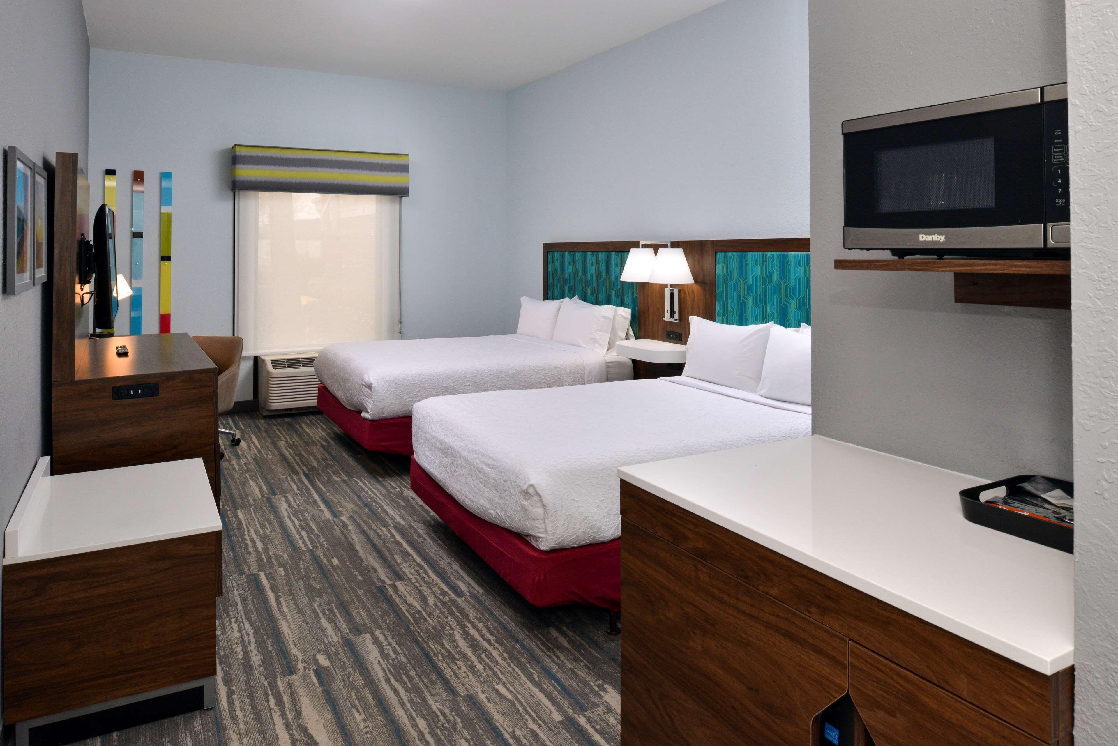 Room Two Queen Beds Non-Smoking