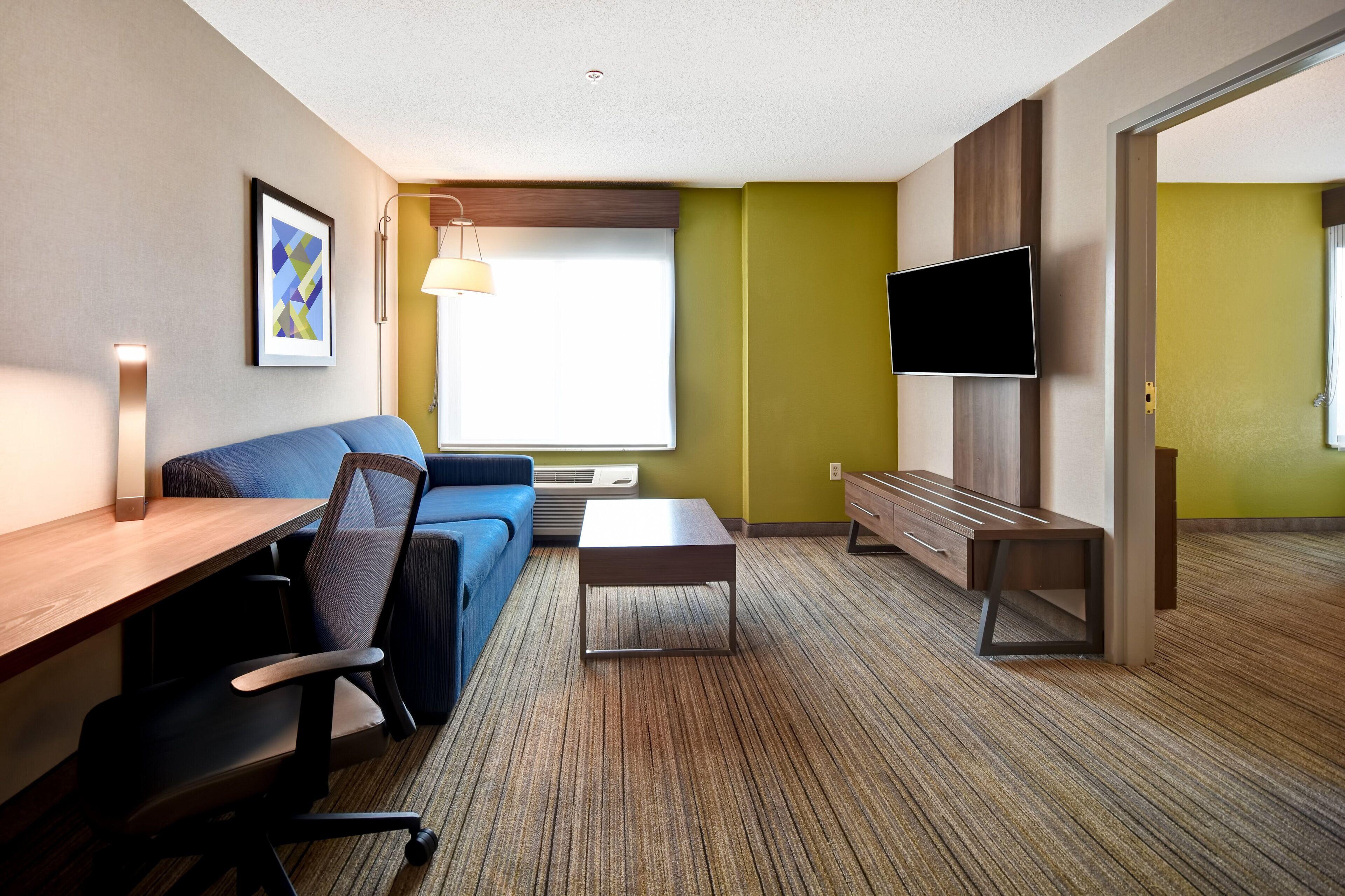 King Suite Accessible Tub Disability Access