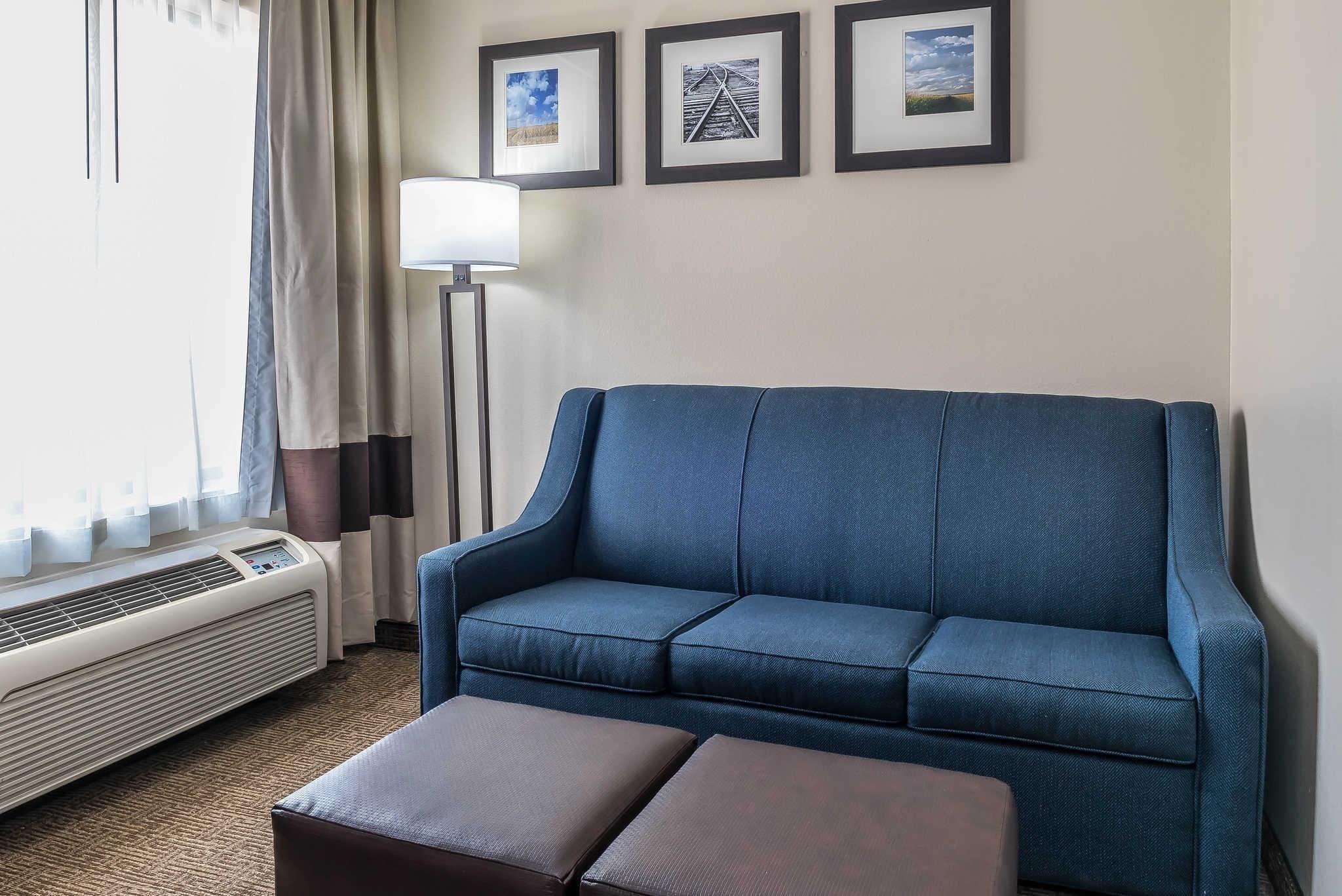 Standard King Suite Non-Smoking