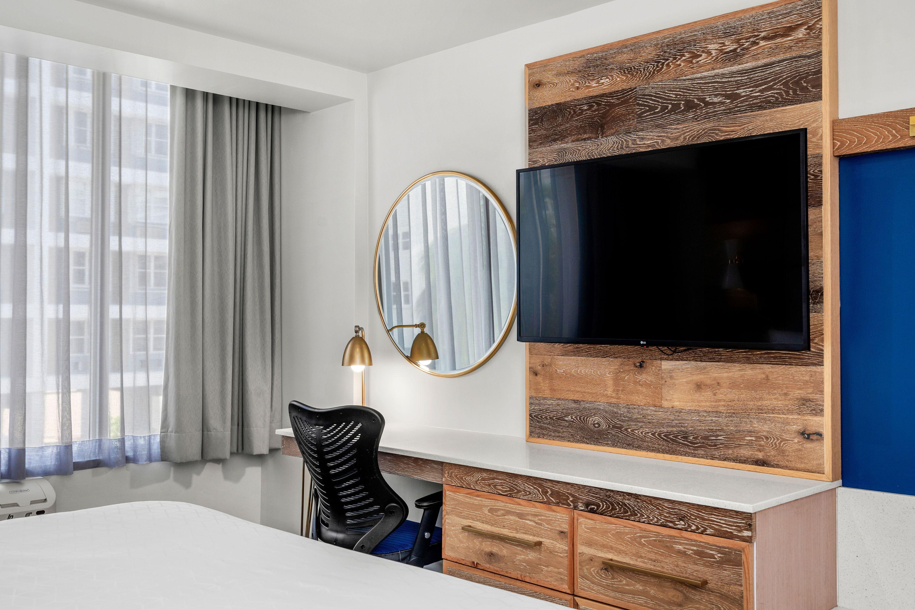 Standard King Room