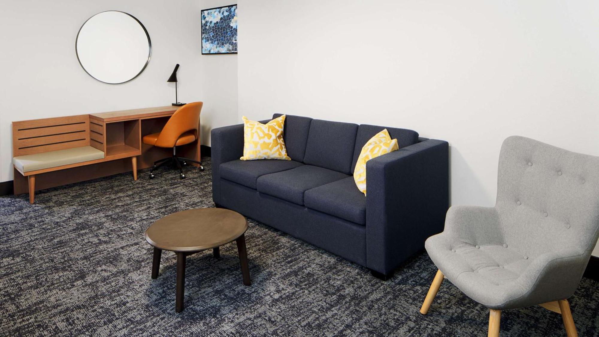 King Studio Suite