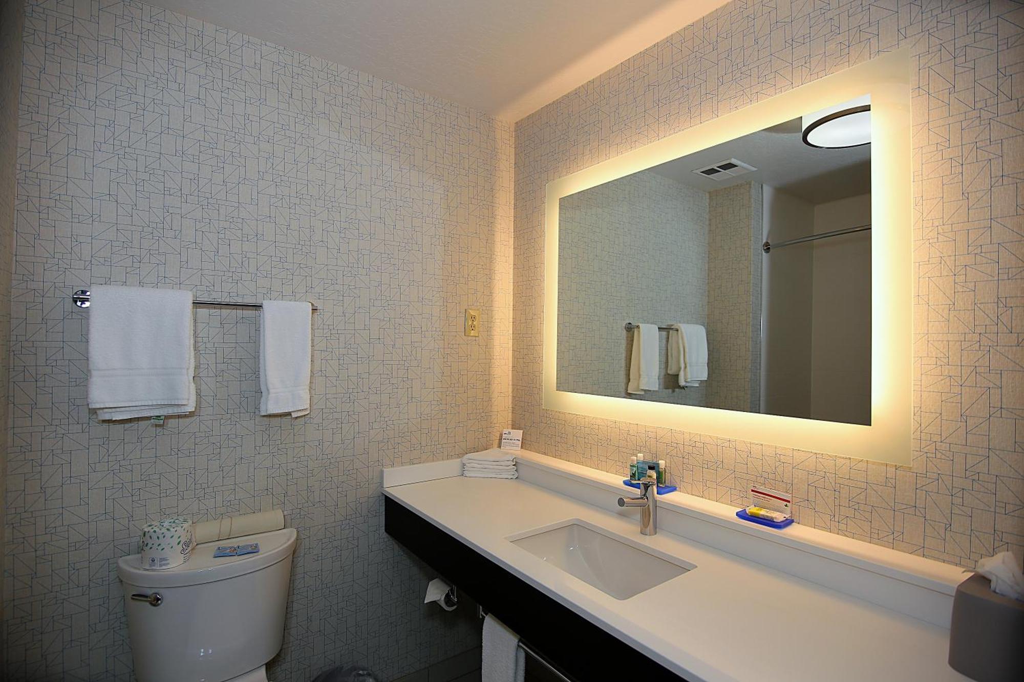 Standard King Room