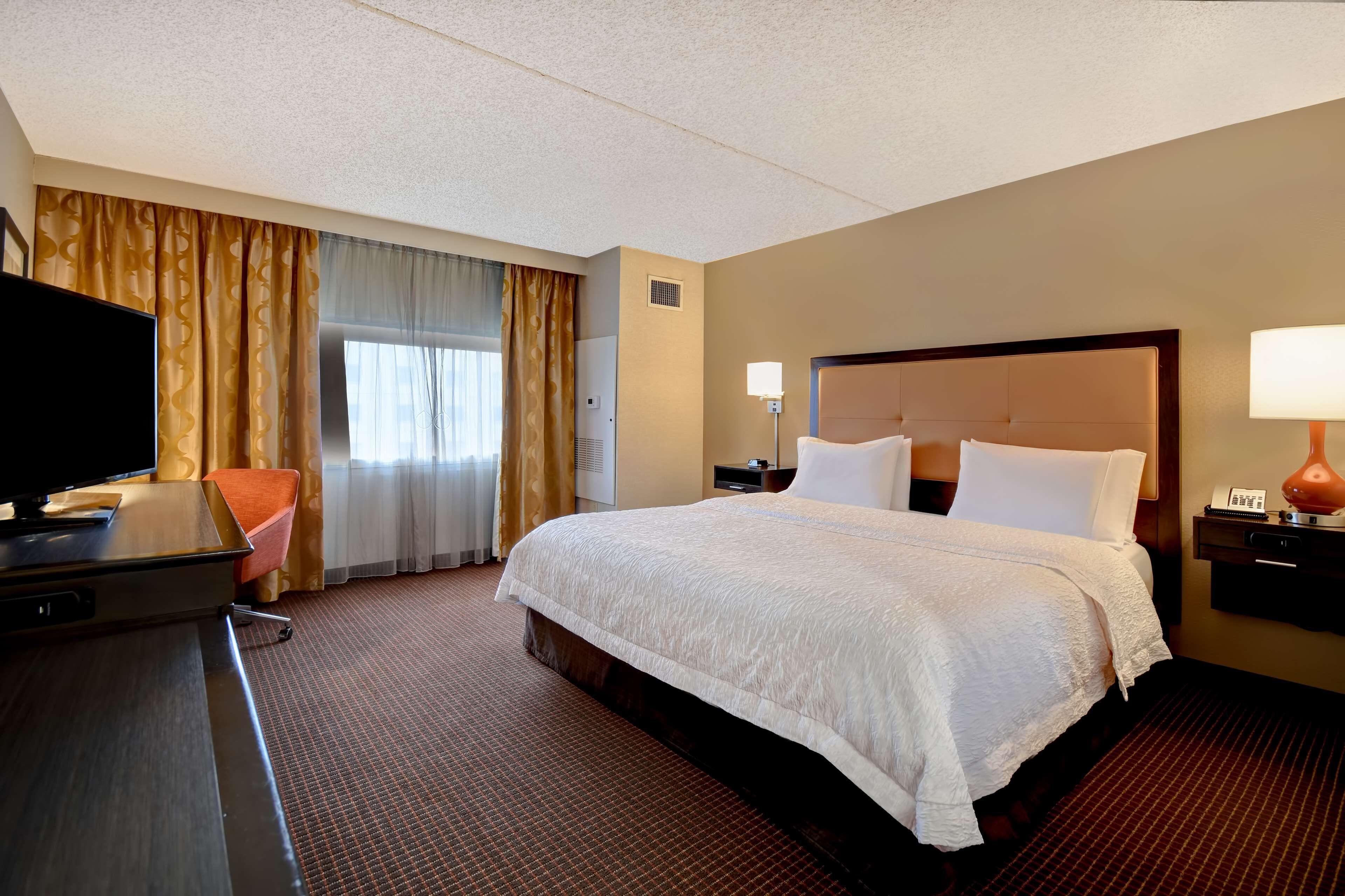 King Room Mobility Access or Non-Smoking
