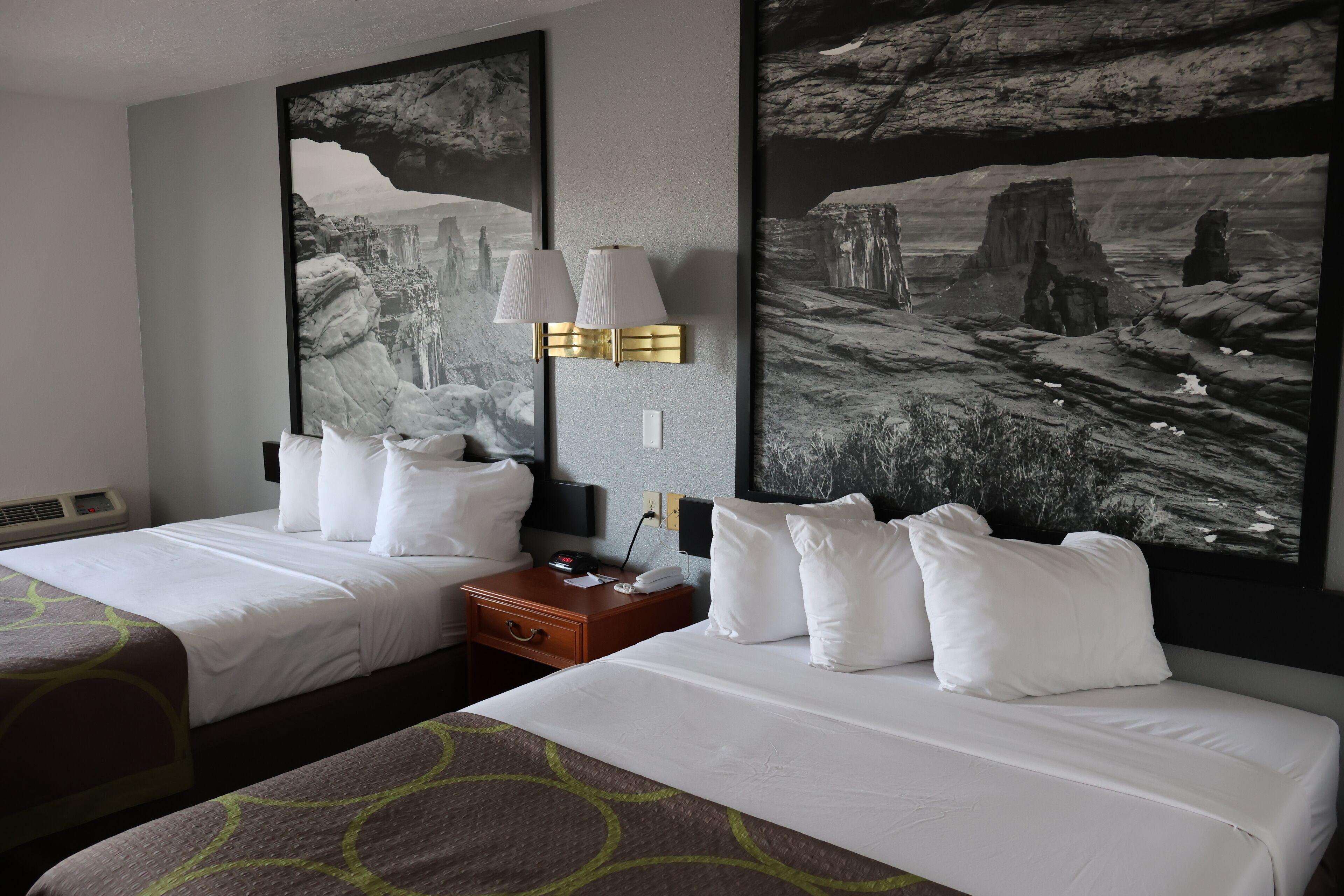 Queen Room Two Queen Beds Non-Smoking