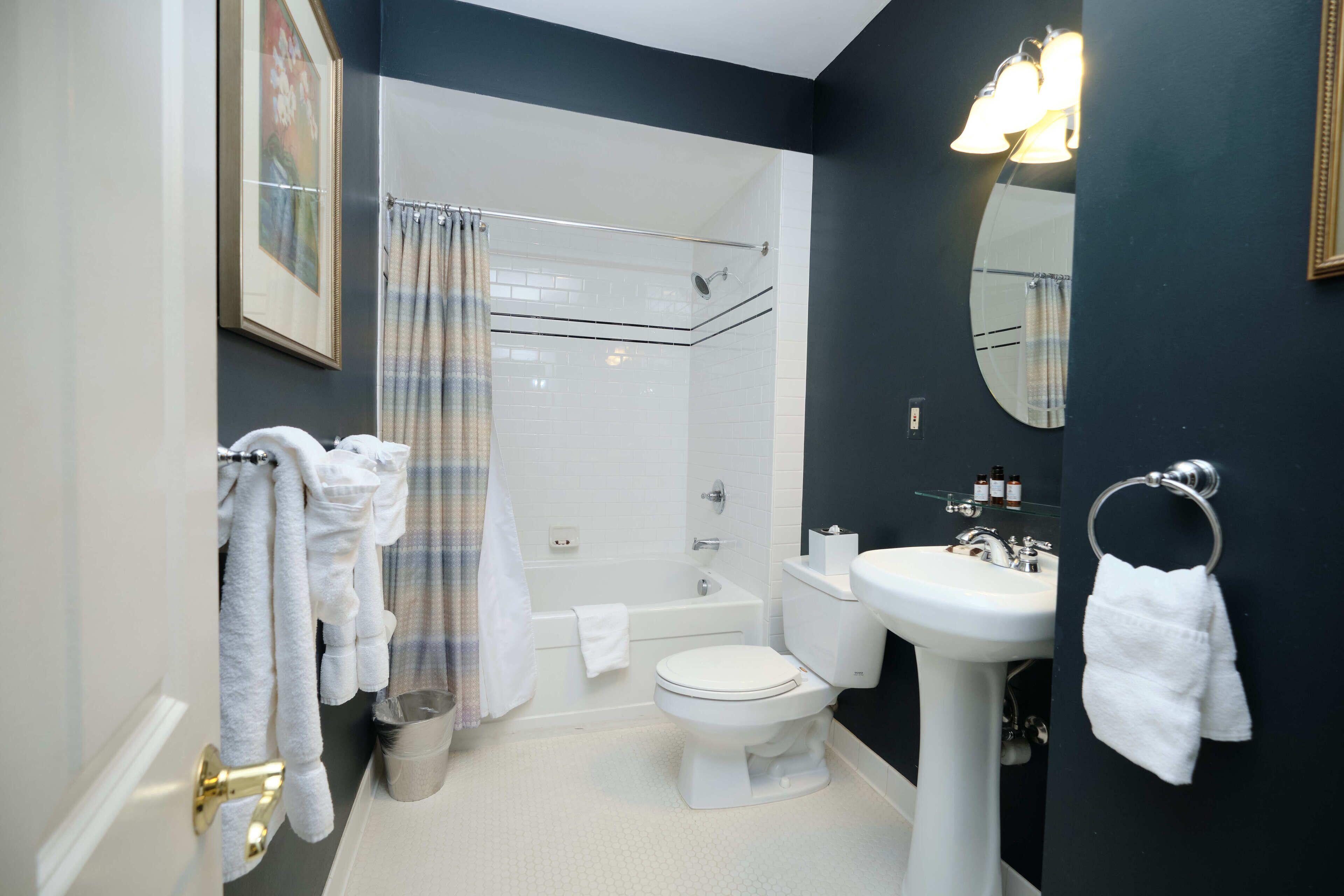 Queen Suite