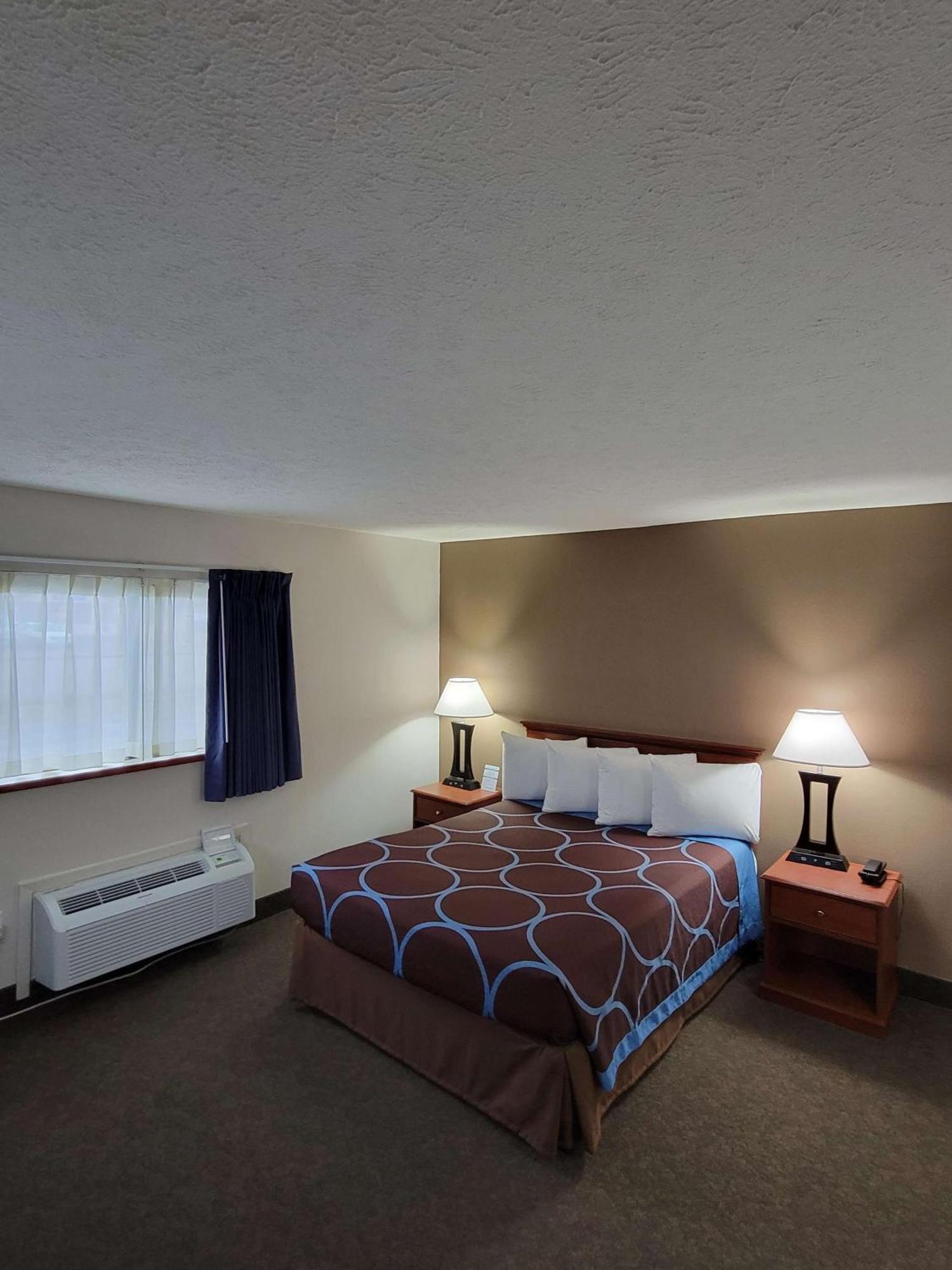 Large King Room Non-Smoking