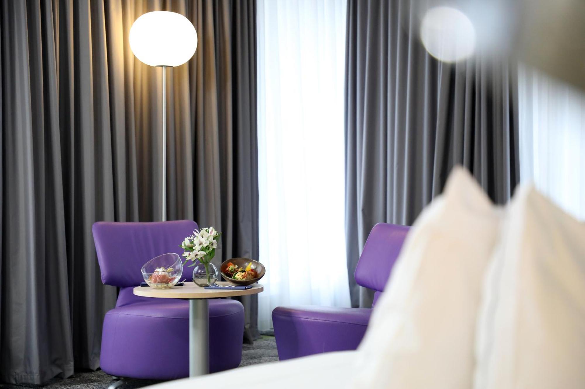 Junior Twin Suite