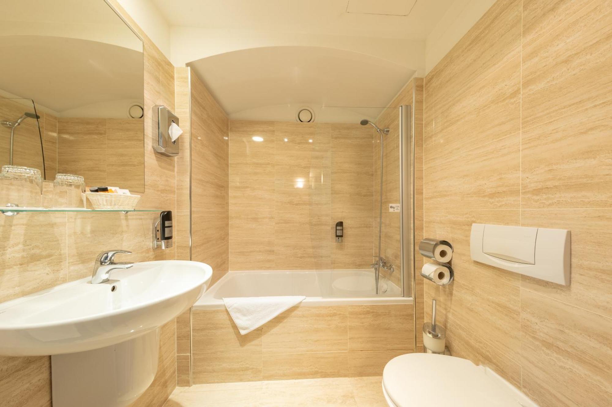 Standard Double or Twin Room