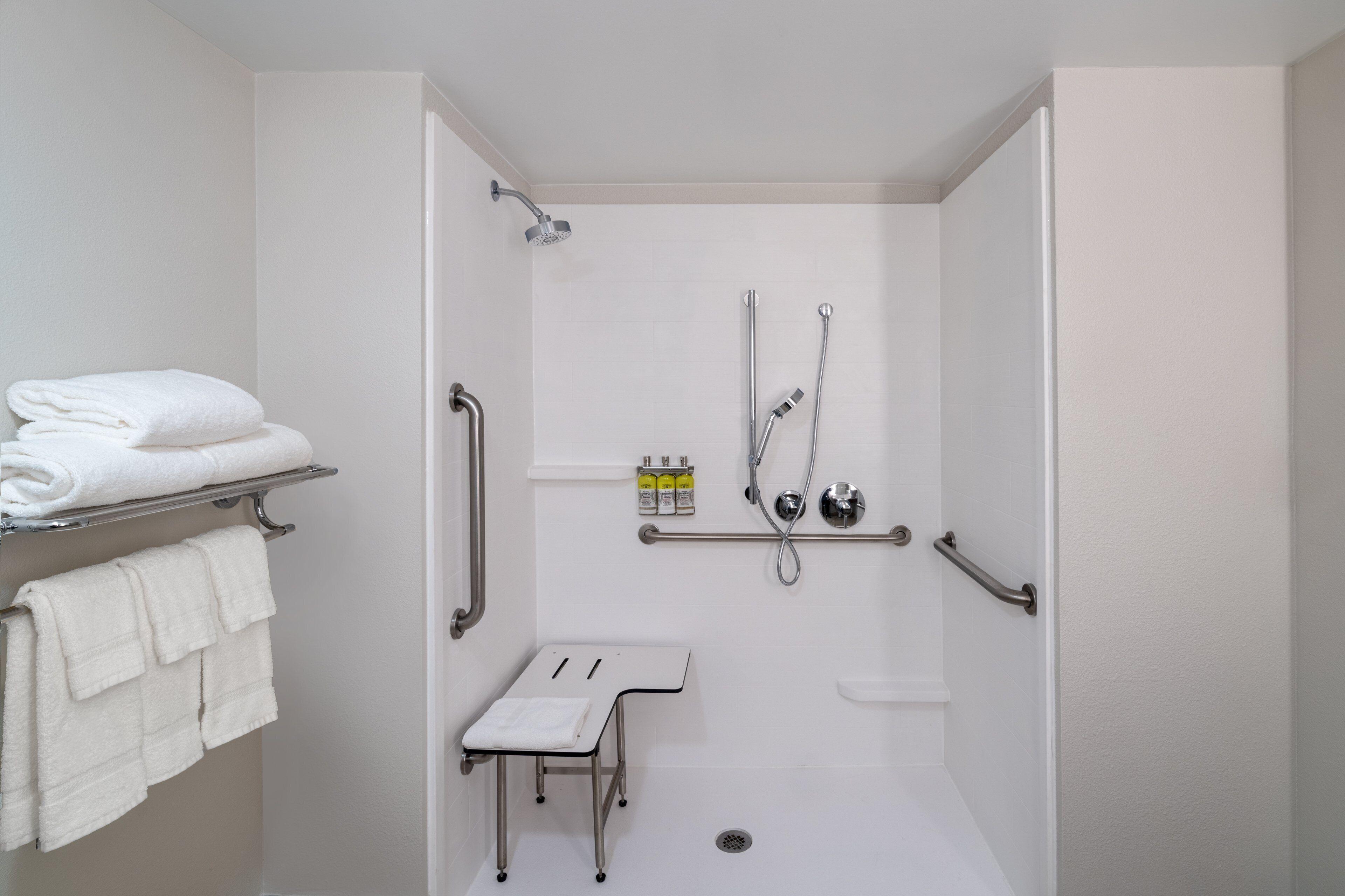 Queen Room Two Queen Beds Disability Access Hearing Accessible Roll Shower