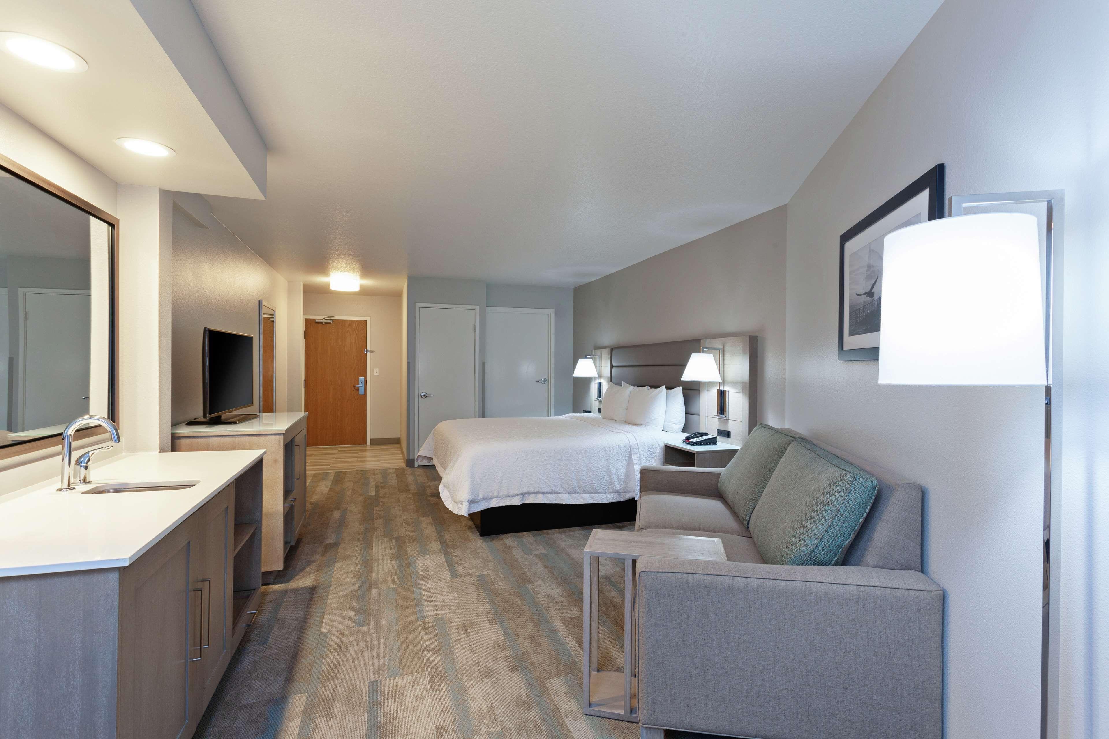 King Studio Suite Non-Smoking