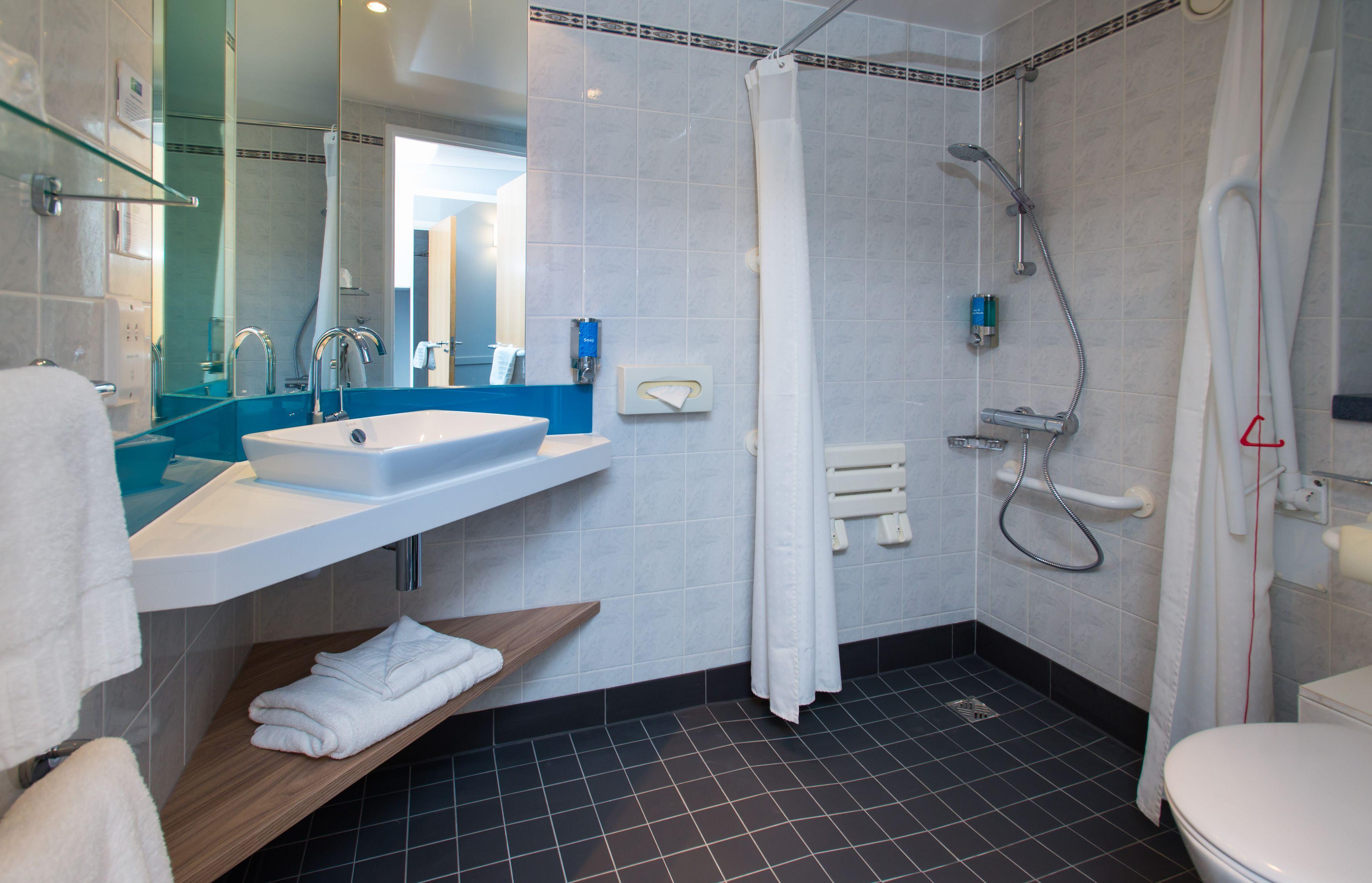 Double Room Hot Accessible