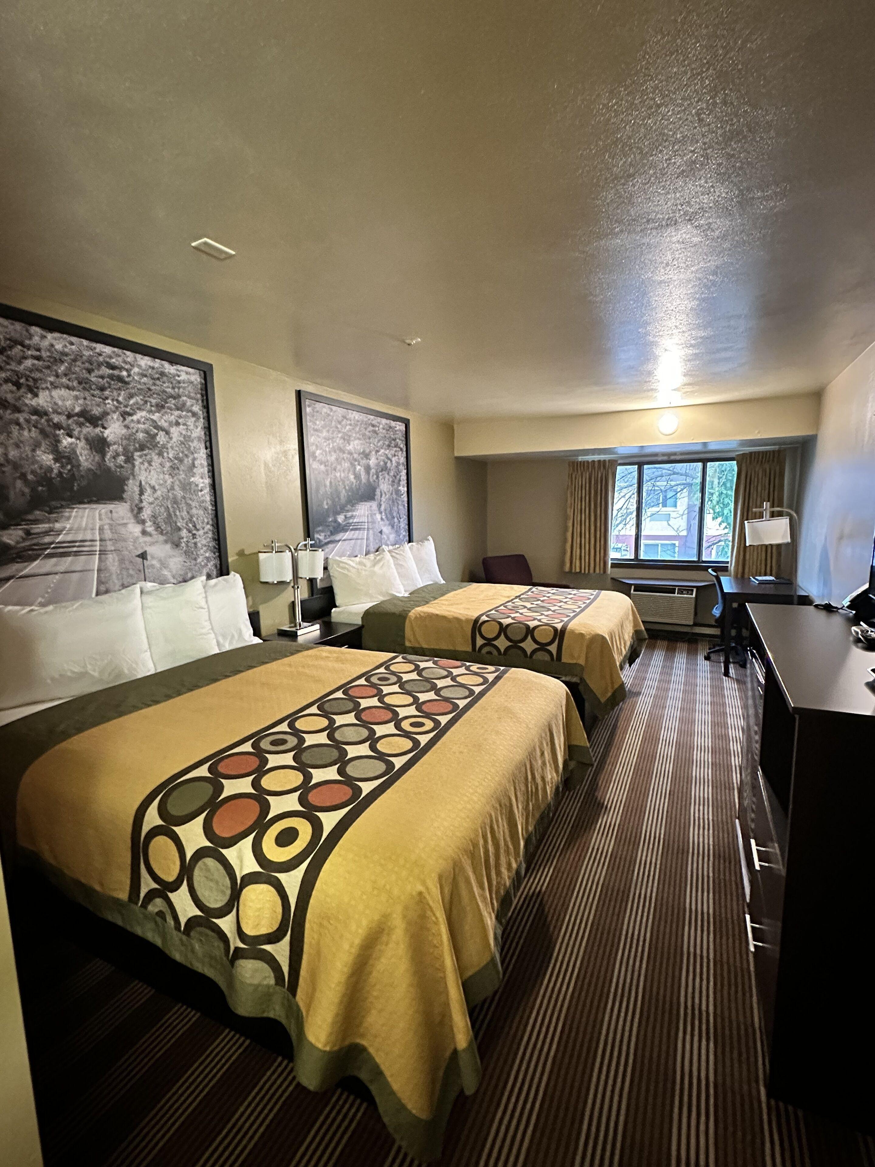 Queen Room Two Queen Beds Non-Smoking